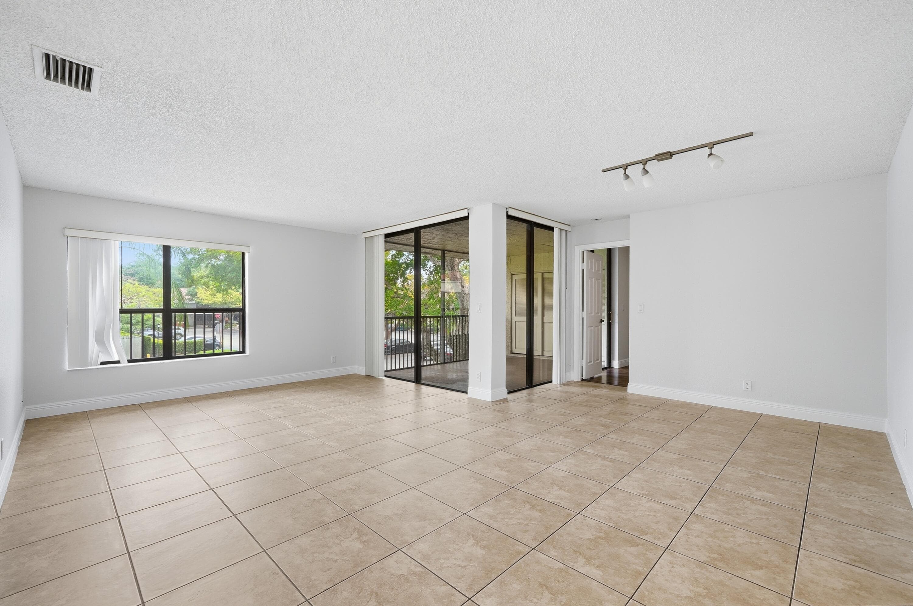 2486 NW 49th Terrace 762, Coconut Creek, FL 33063 — photo 8 of 44