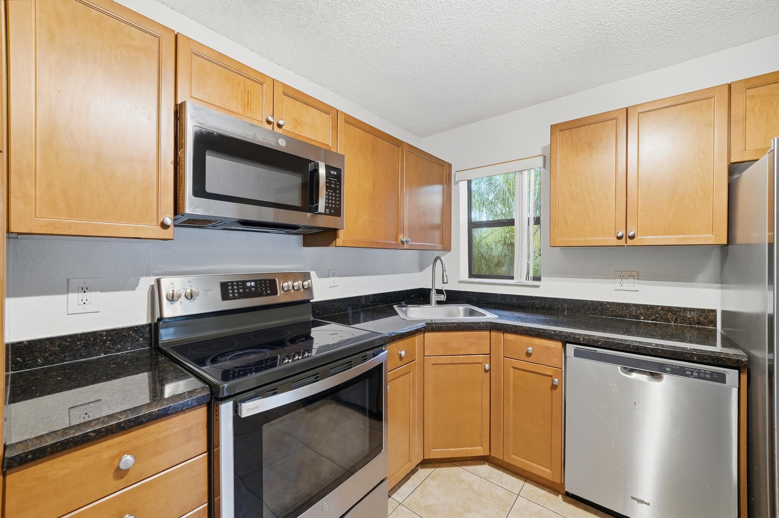 2486 NW 49th Terrace 762, Coconut Creek, FL 33063 — photo 13 of 44