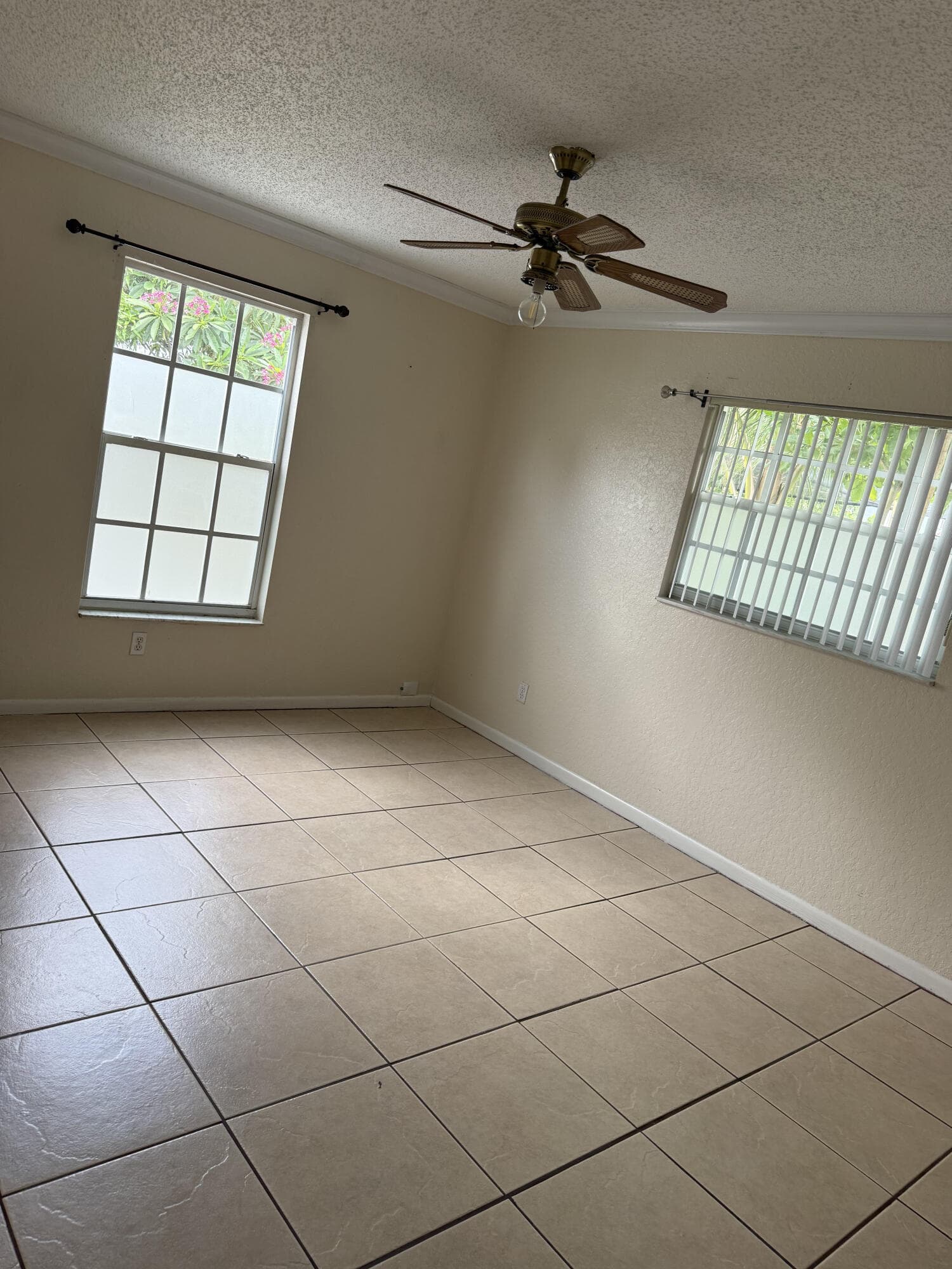 4403 Anna Lane Unit B, Palm Springs, FL 33406 — photo 8 of 22