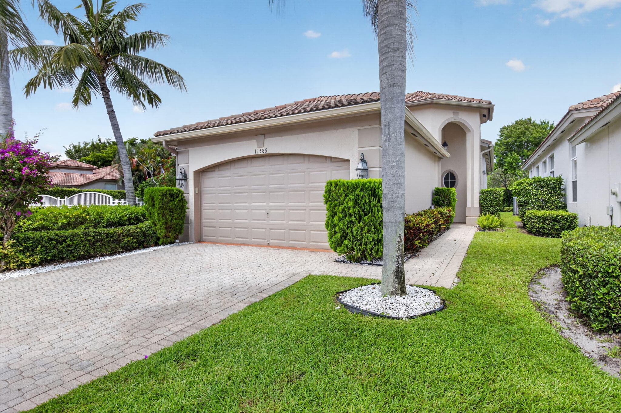 11585 Green Golf Lane, Boynton Beach, FL 33437 — photo 3 of 40