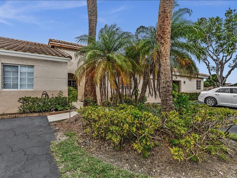 4991 SW 32nd Avenue 4991, Dania Beach, FL 33312 — photo 2 of 47
