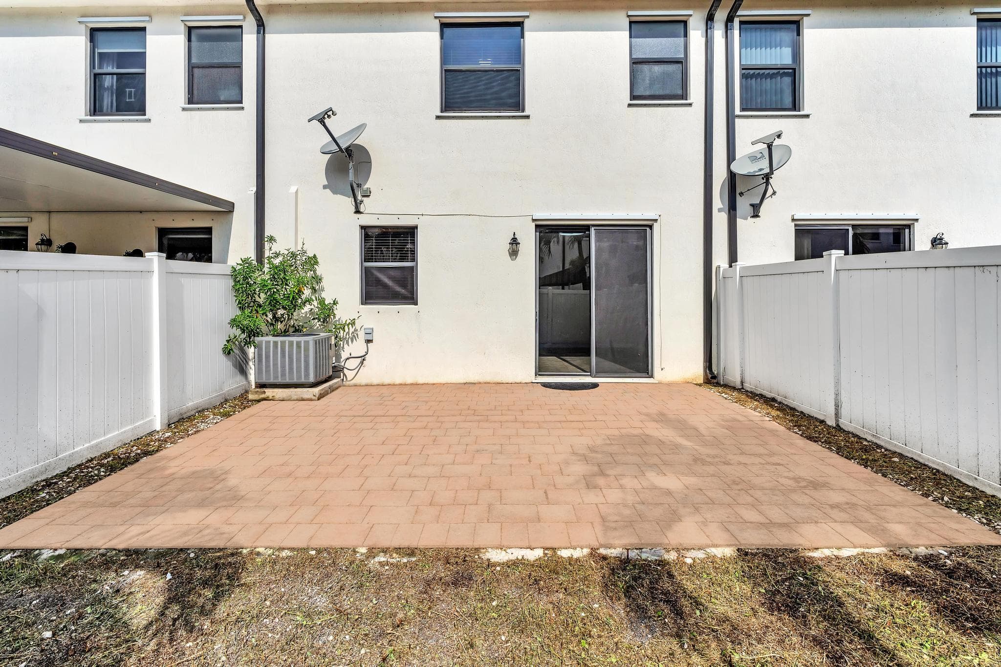 3320 W 90th Street, Hialeah, FL 33018 — photo 23 of 47