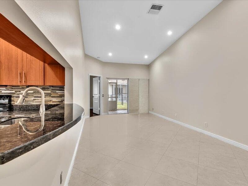 4991 SW 32nd Avenue 4991, Dania Beach, FL 33312 — photo 9 of 47