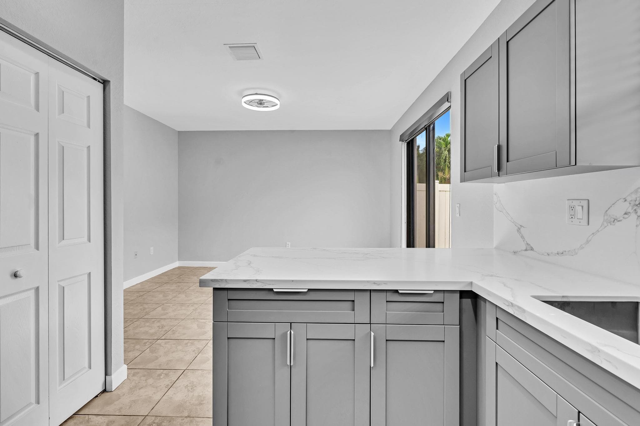 3320 W 90th Street, Hialeah, FL 33018 — photo 30 of 47