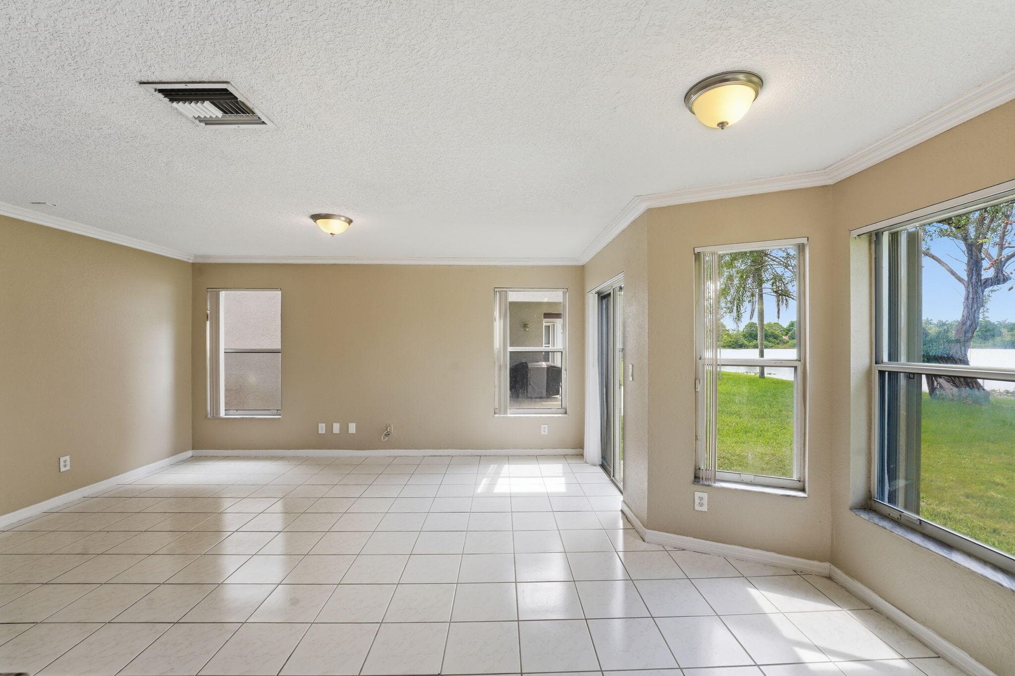 18057 SW 12th Court, Pembroke Pines, FL 33029 — photo 10 of 36