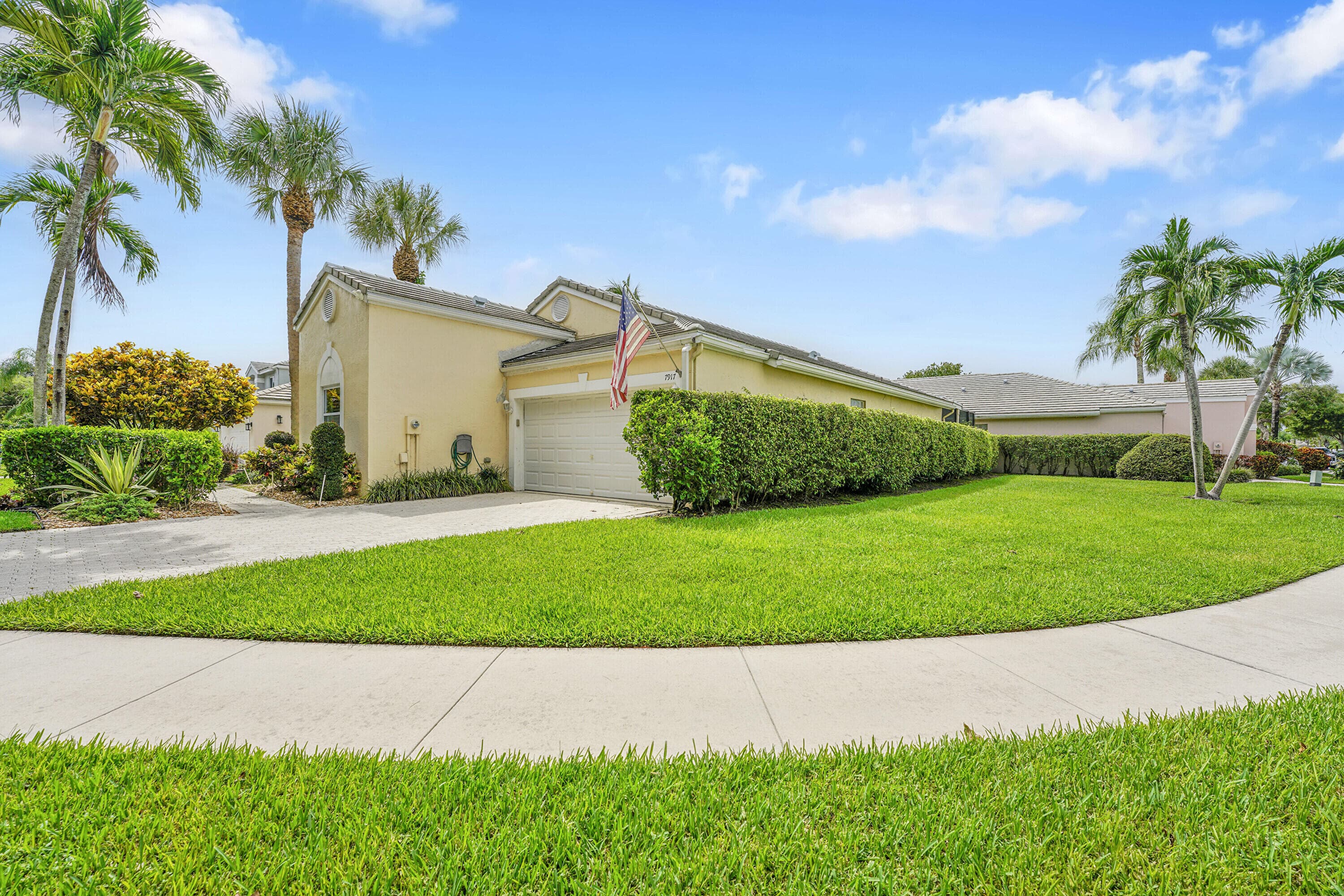 7917 Travlers Tree Drive, Boca Raton, FL 33433 — photo 4 of 53