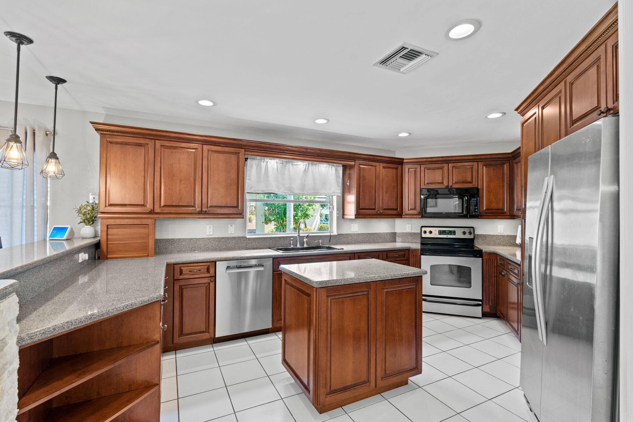 6220 NW 58th Way, Parkland, FL 33067 — photo 12 of 37