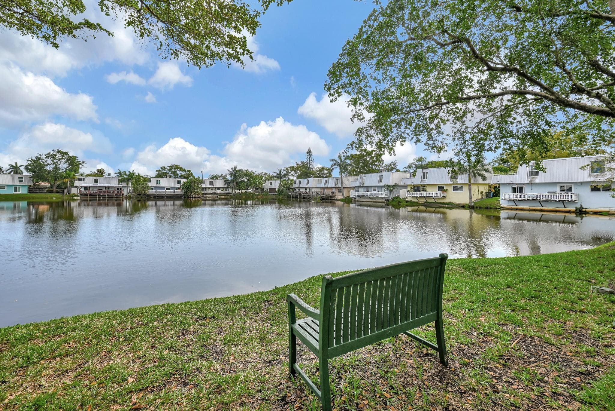 4051 NE 13th Avenue, Oakland Park, FL 33334 — photo 8 of 42