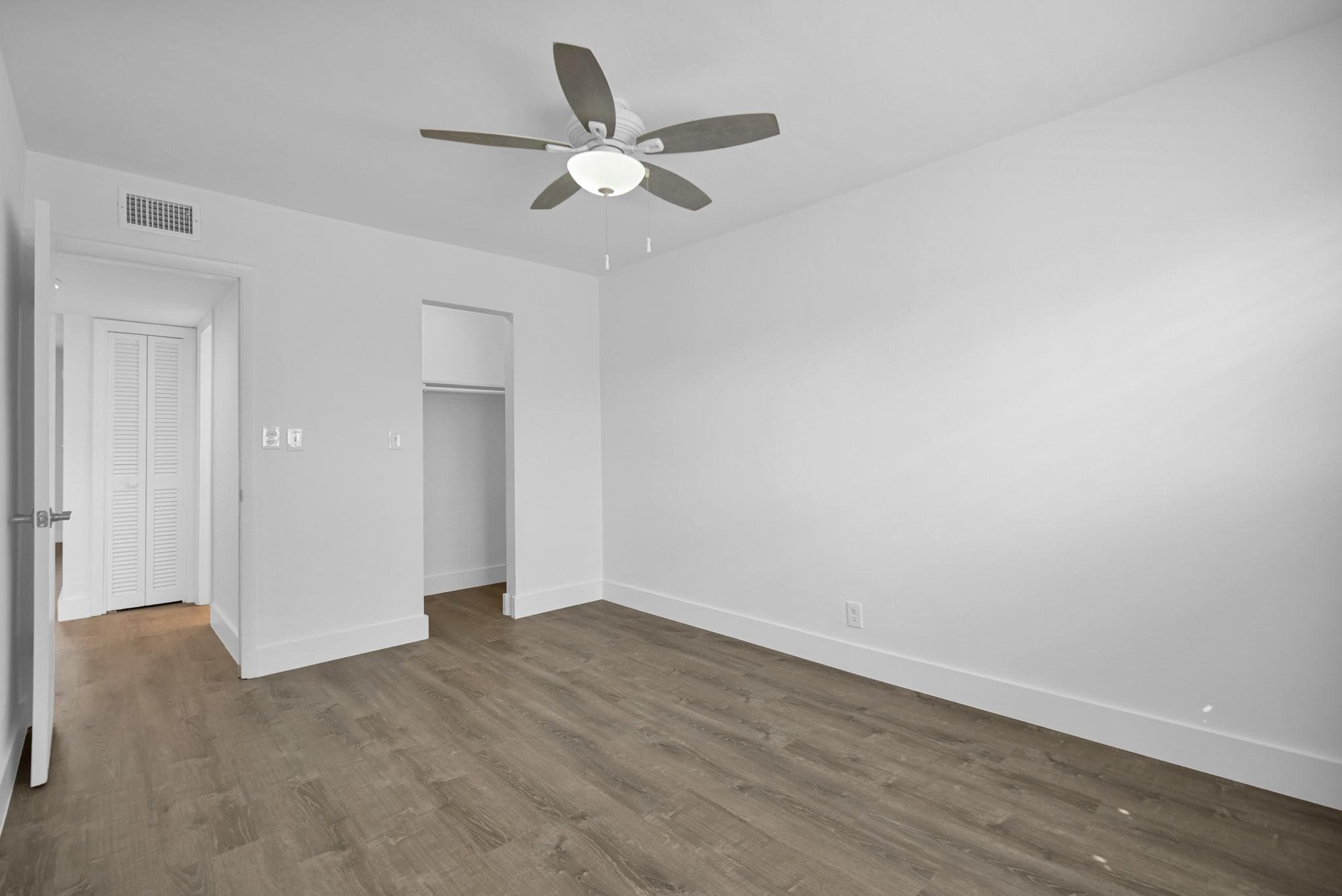 4051 NE 13th Avenue, Oakland Park, FL 33334 — photo 22 of 42