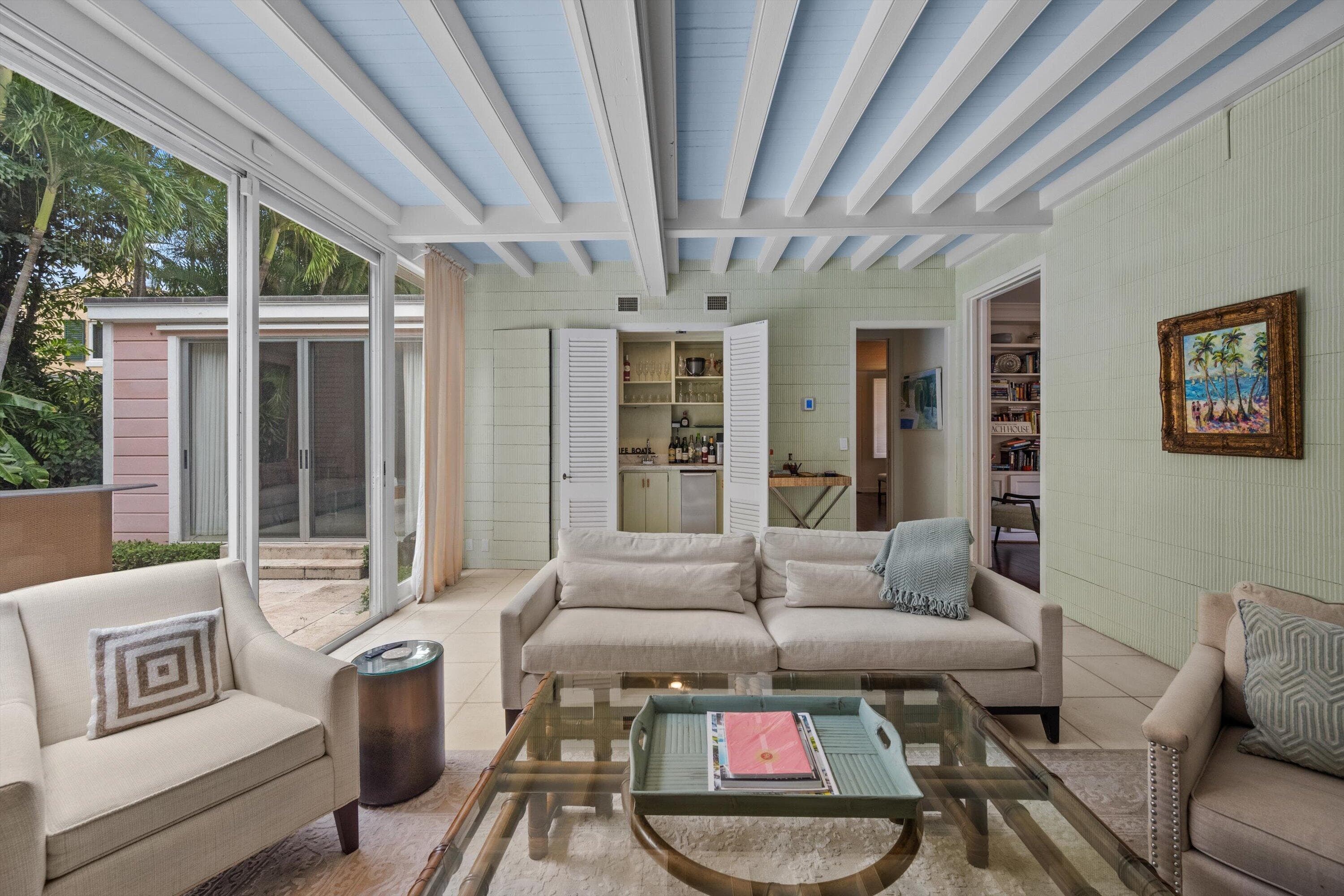 258 Pendleton Avenue, Palm Beach, FL 33480 — photo 12 of 39