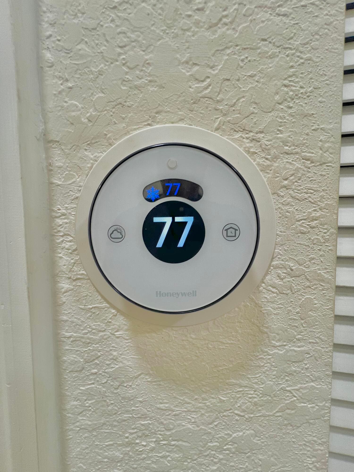 10490 W 33rd Way, Hialeah, FL 33018 — photo 8 of 20