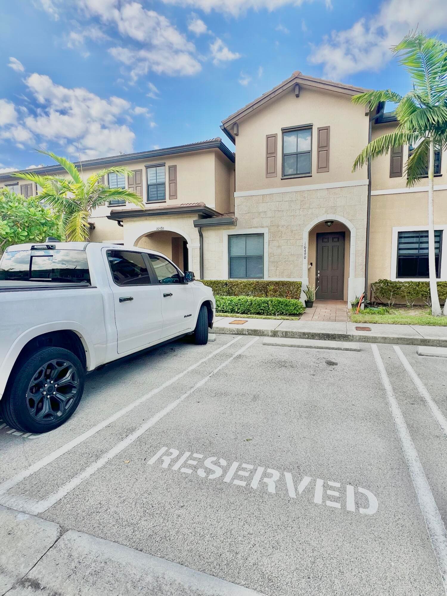 10490 W 33rd Way, Hialeah, FL 33018 — photo 20 of 20