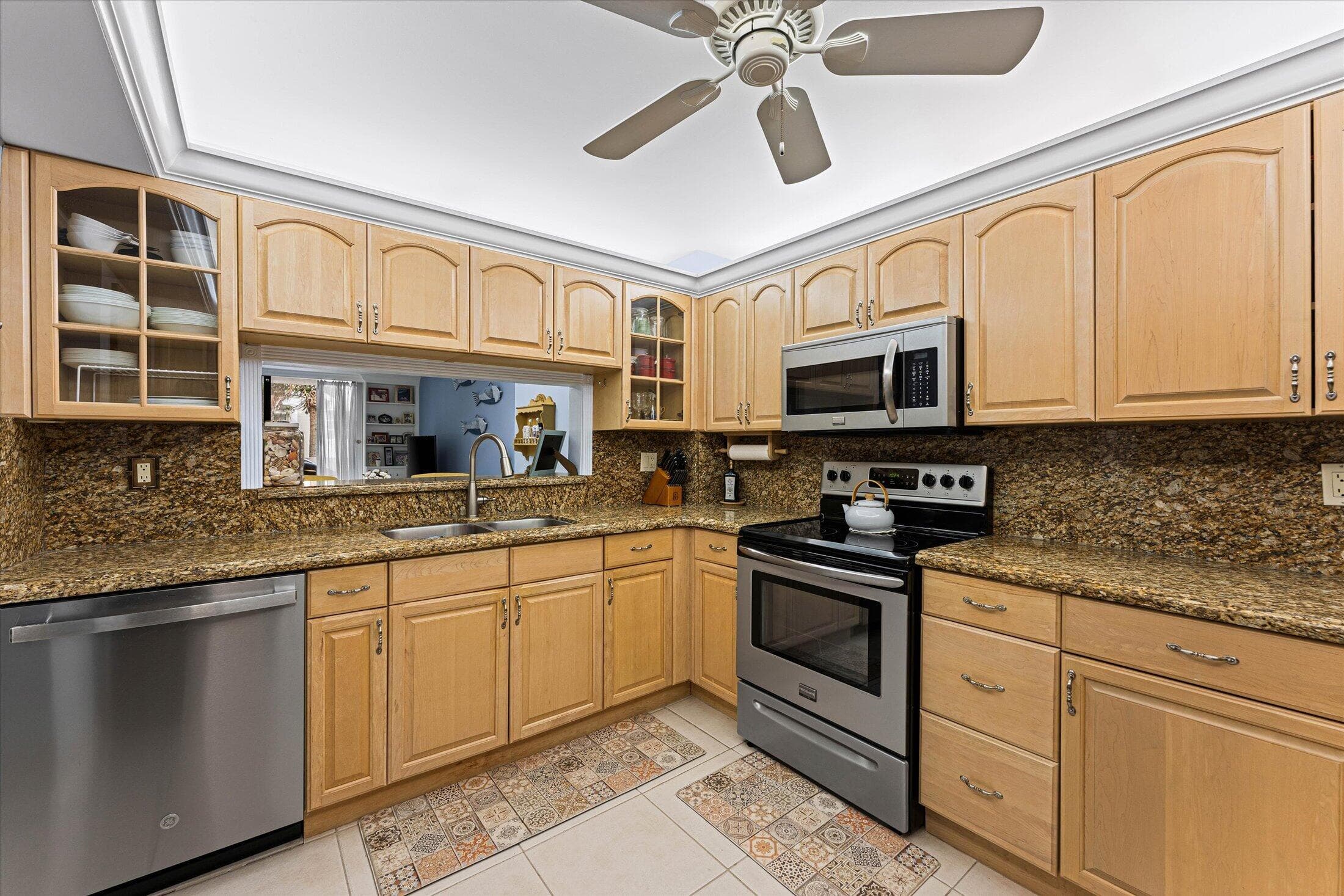 145 S Ocean Avenue 208, Palm Beach Shores, FL 33404 — photo 10 of 39