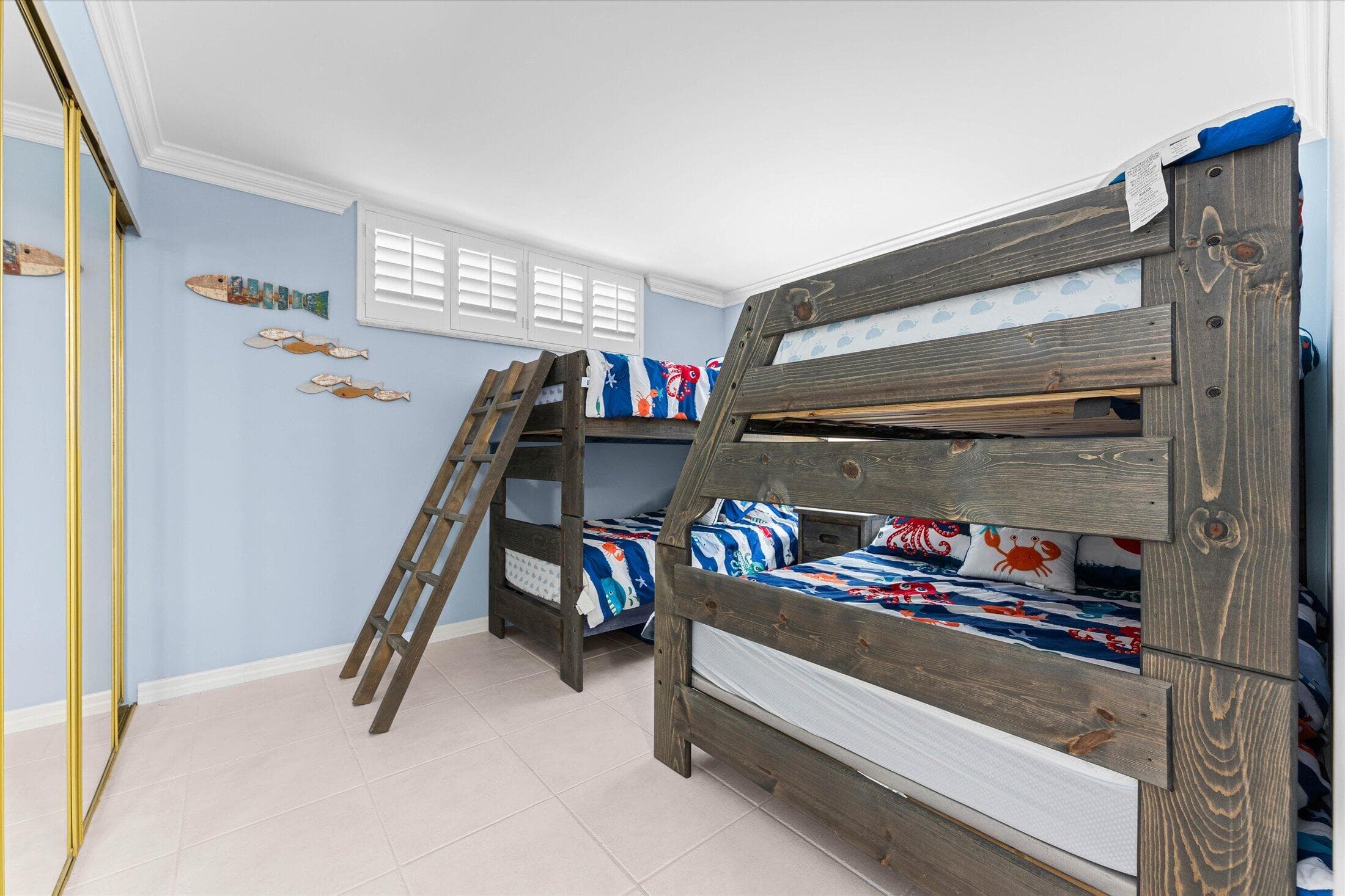 145 S Ocean Avenue 208, Palm Beach Shores, FL 33404 — photo 20 of 39