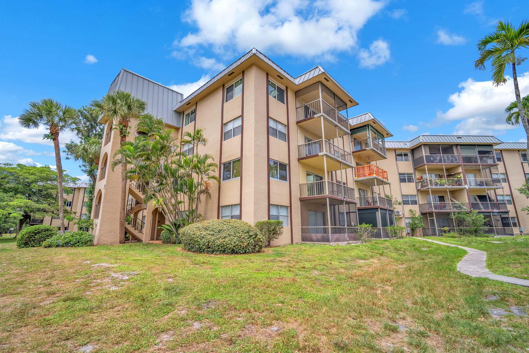 6361 N Falls Cir Drive 408, Lauderhill, FL 33319 — photo 26 of 27