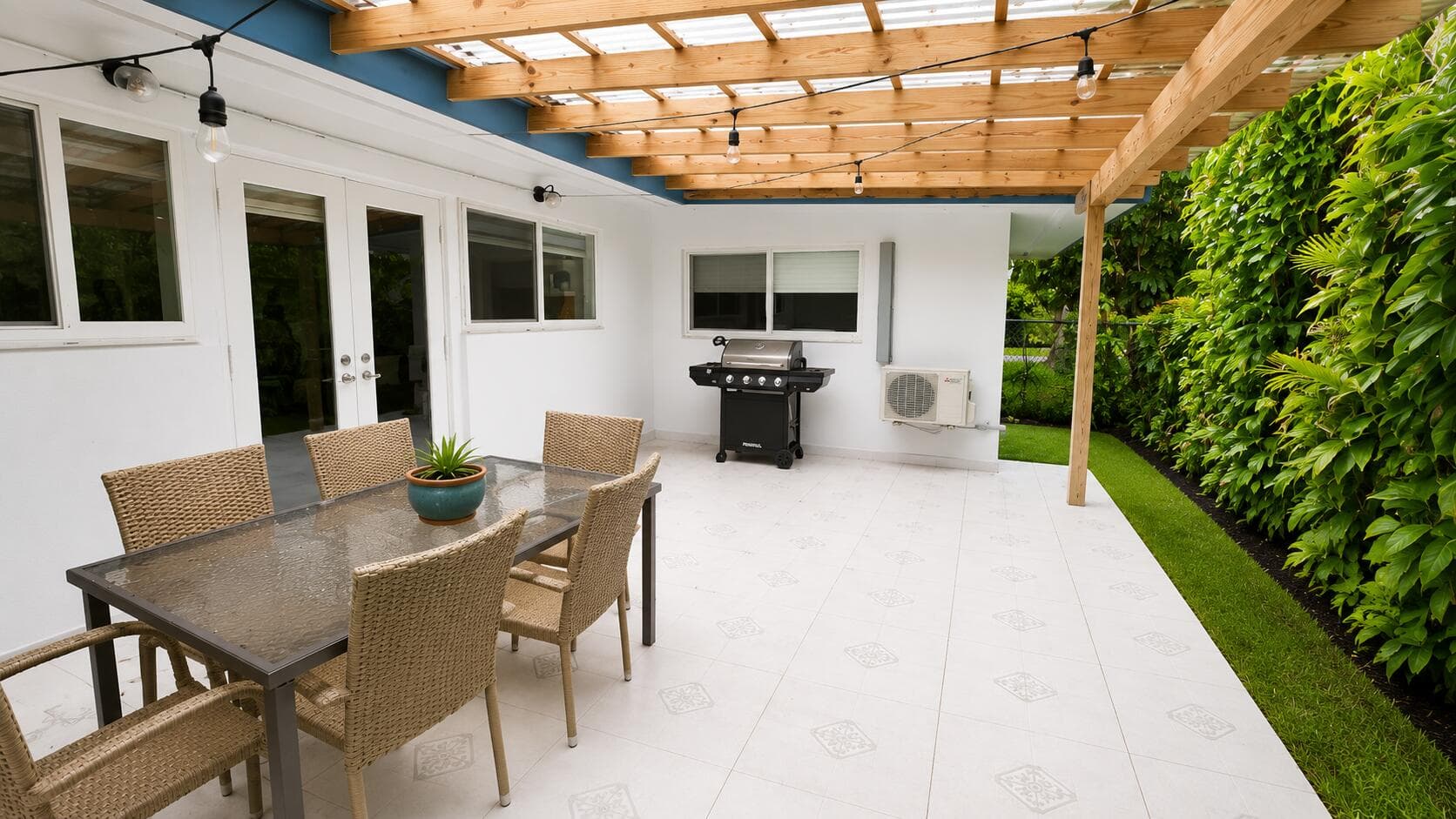 2130 NE 191st Drive, North Miami Beach, FL 33179 — photo 11 of 12