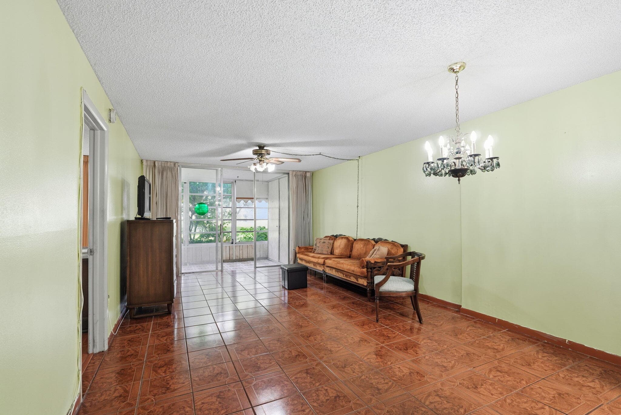 3000 NW 48th Terrace 130, Lauderdale Lakes, FL 33313 — photo 1 of 21