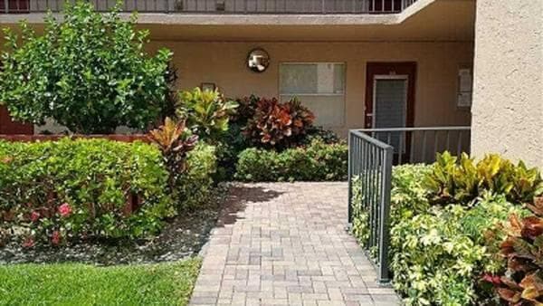 370 NW 76th Avenue 104, Margate, FL 33063 — photo 1 of 48