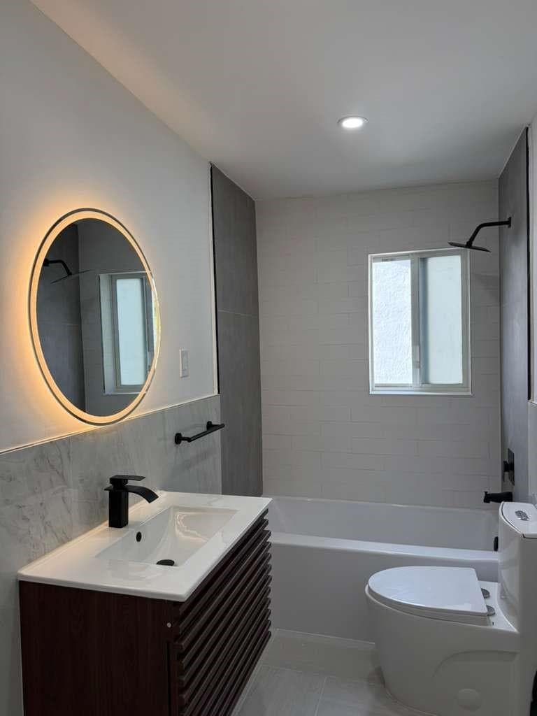 817 Tyler Street 8, Hollywood, FL 33019 — photo 11 of 14