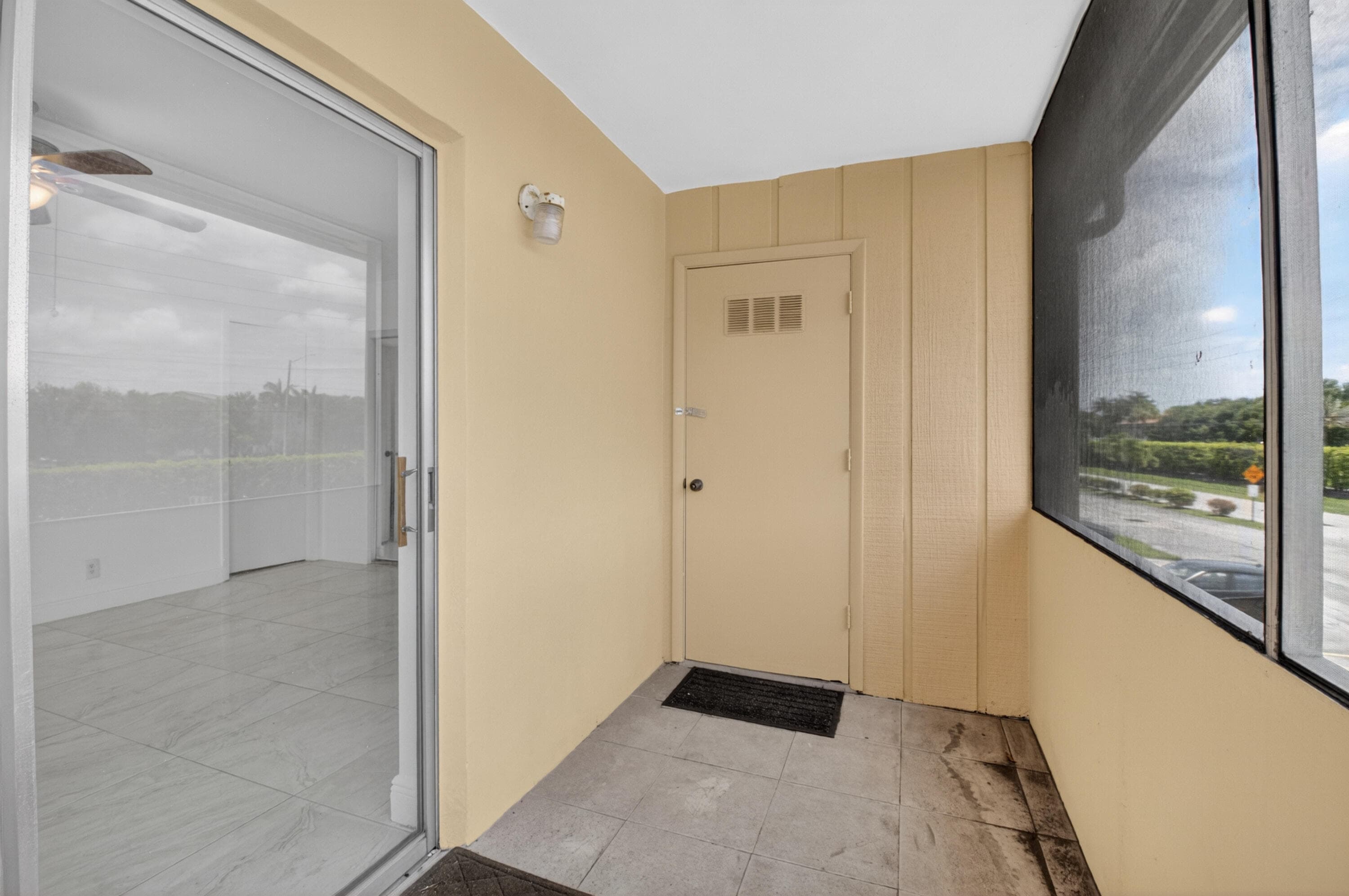 506 E Capri Road 506, Delray Beach, FL 33484 — photo 25 of 76