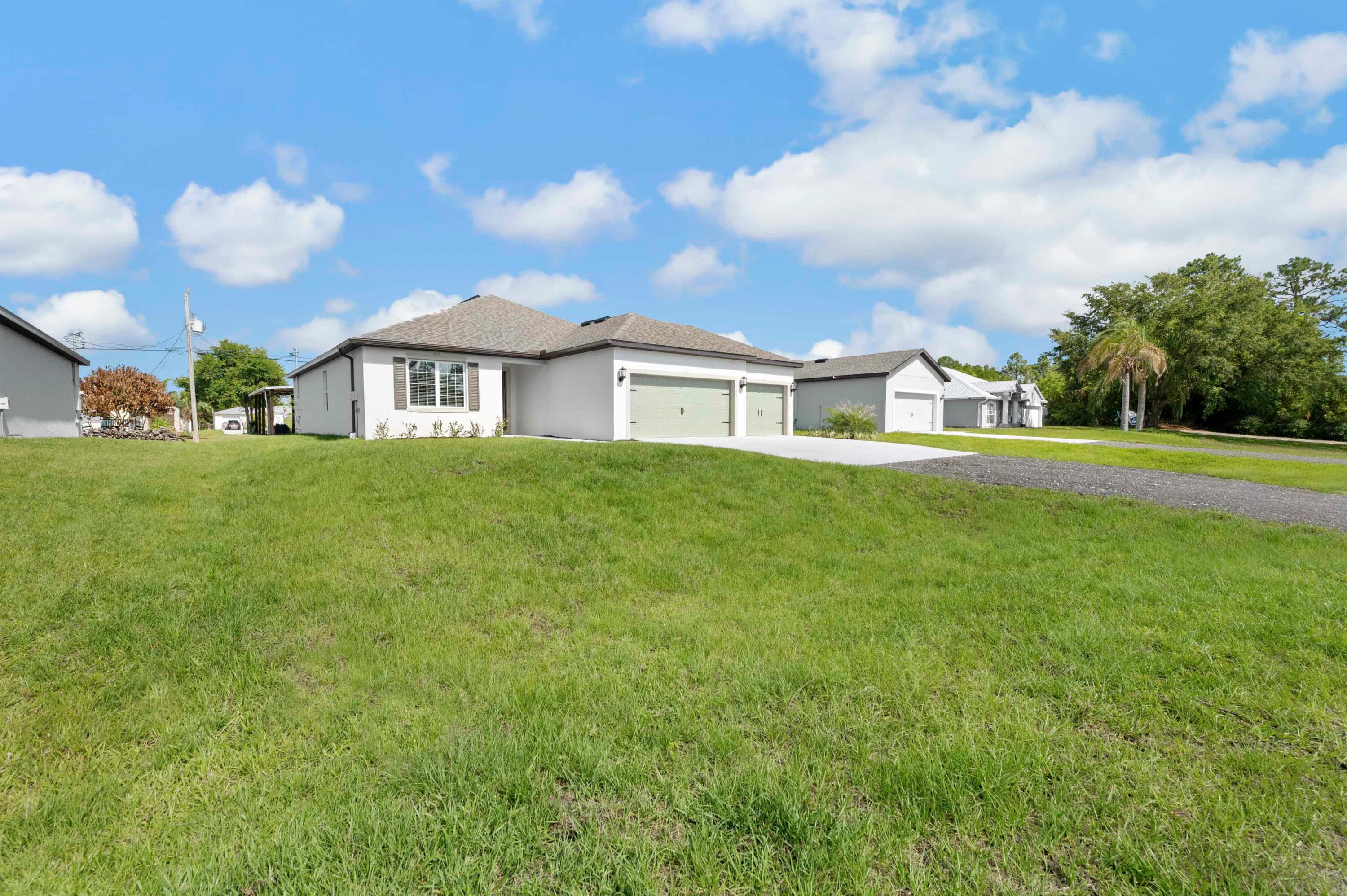 242 SW Glen Road, Port St. Lucie, FL 34953 — photo 2 of 28