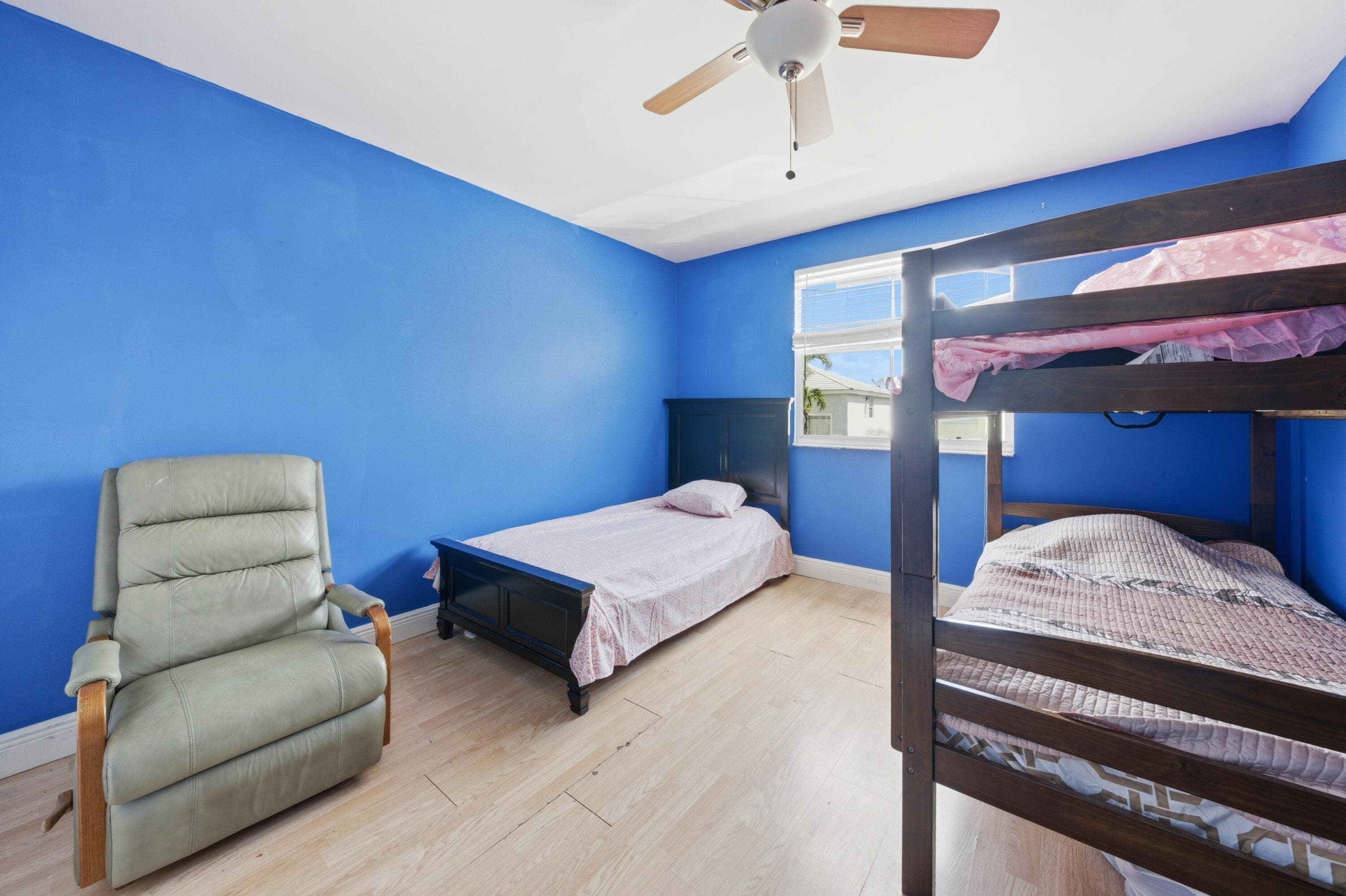 6582 Bayfront Drive, Margate, FL 33063 — photo 33 of 40