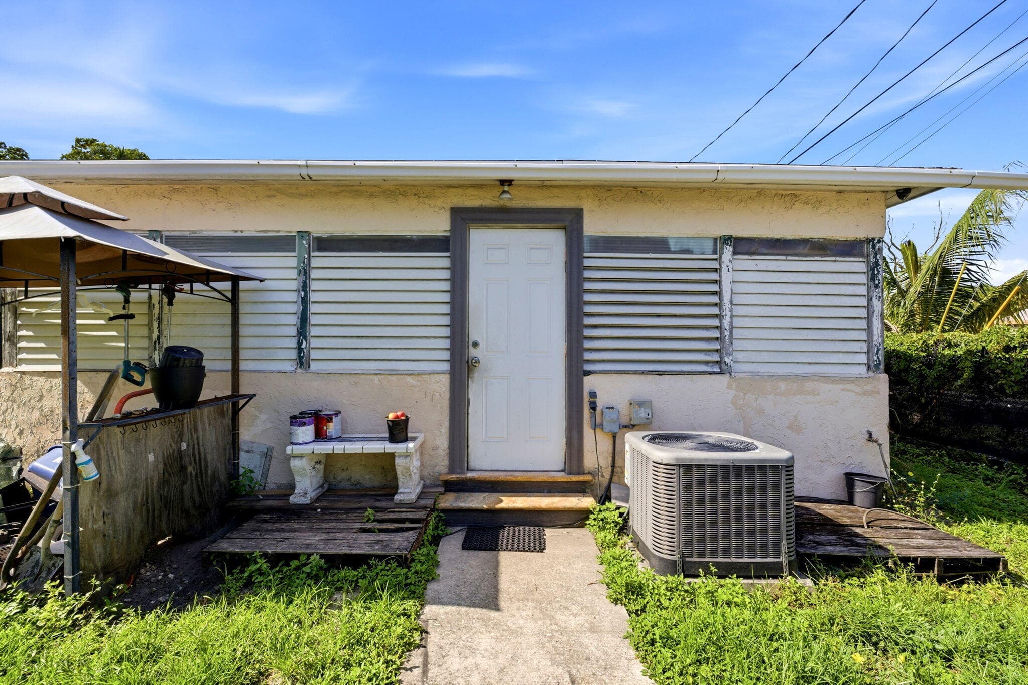 823 Doctor Martin Luther King Junior Boulevard 823, Pompano Beach, FL 33060 — photo 1 of 45