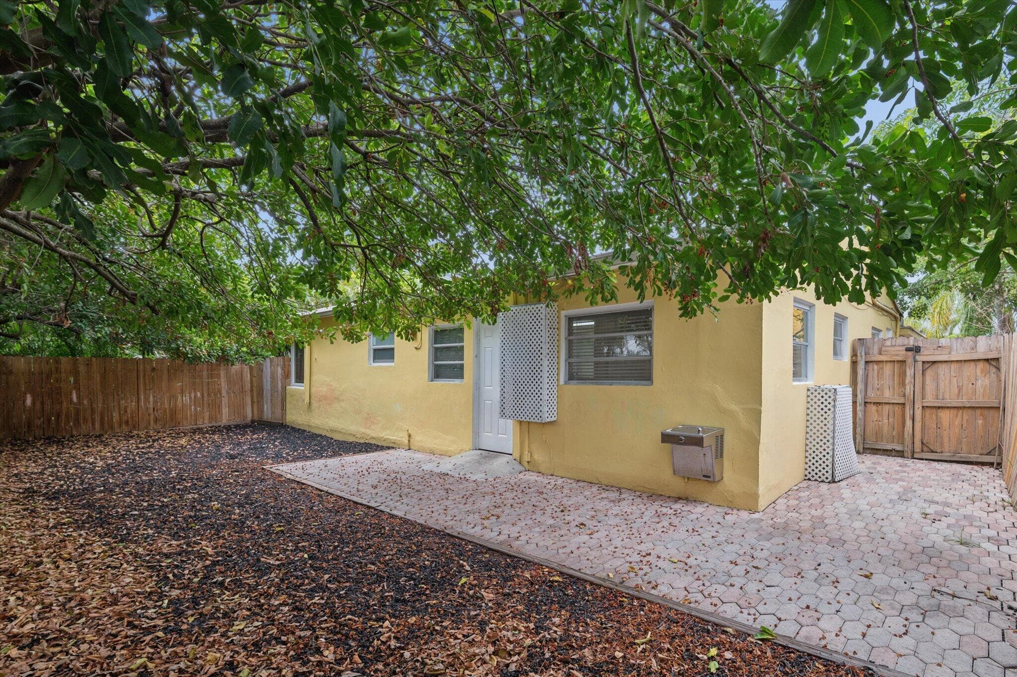 411 E Commercial Boulevard, Oakland Park, FL 33334 — photo 17 of 17