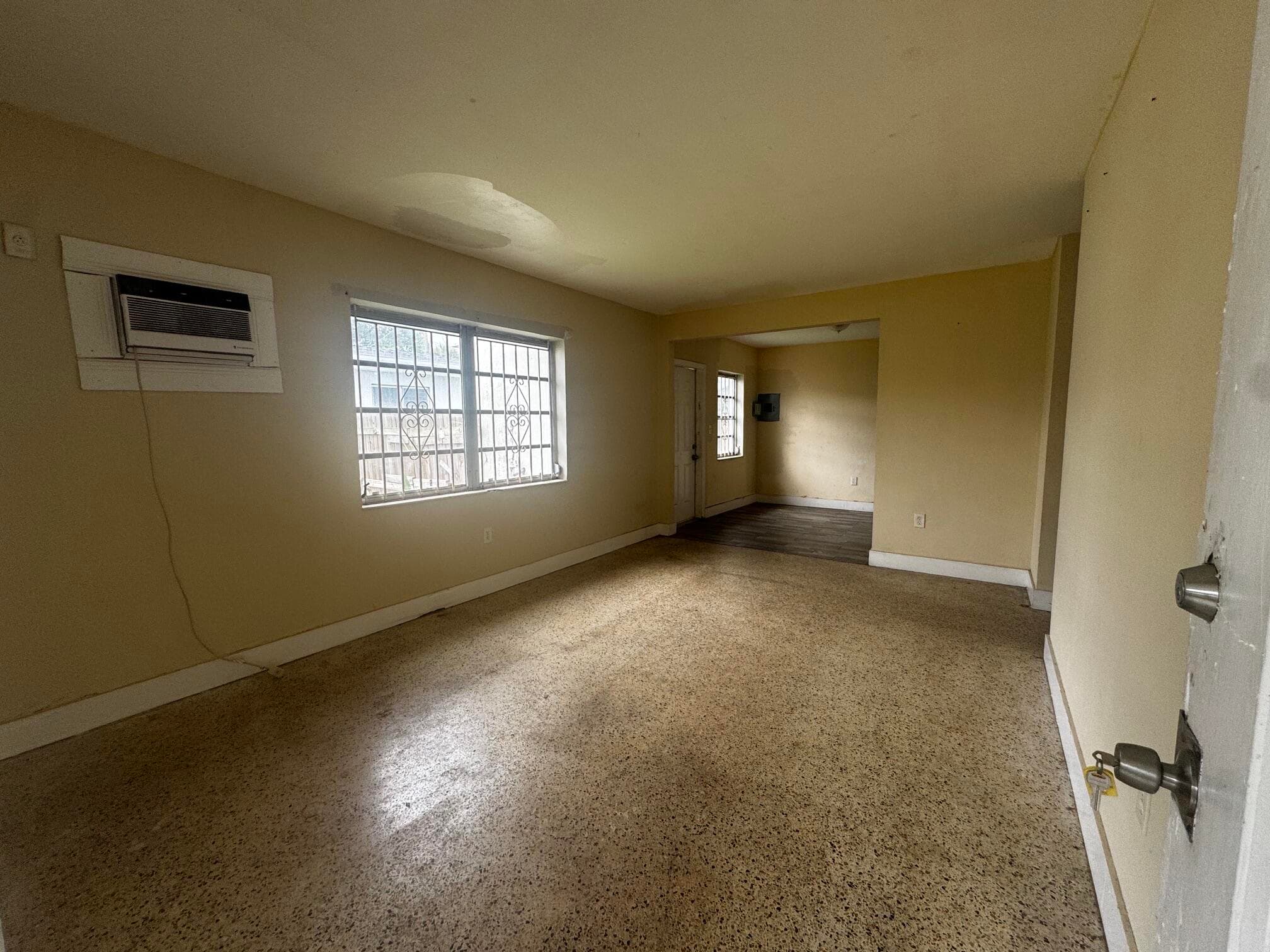 830 NW 60th Street, Miami, FL 33127 — photo 4 of 14