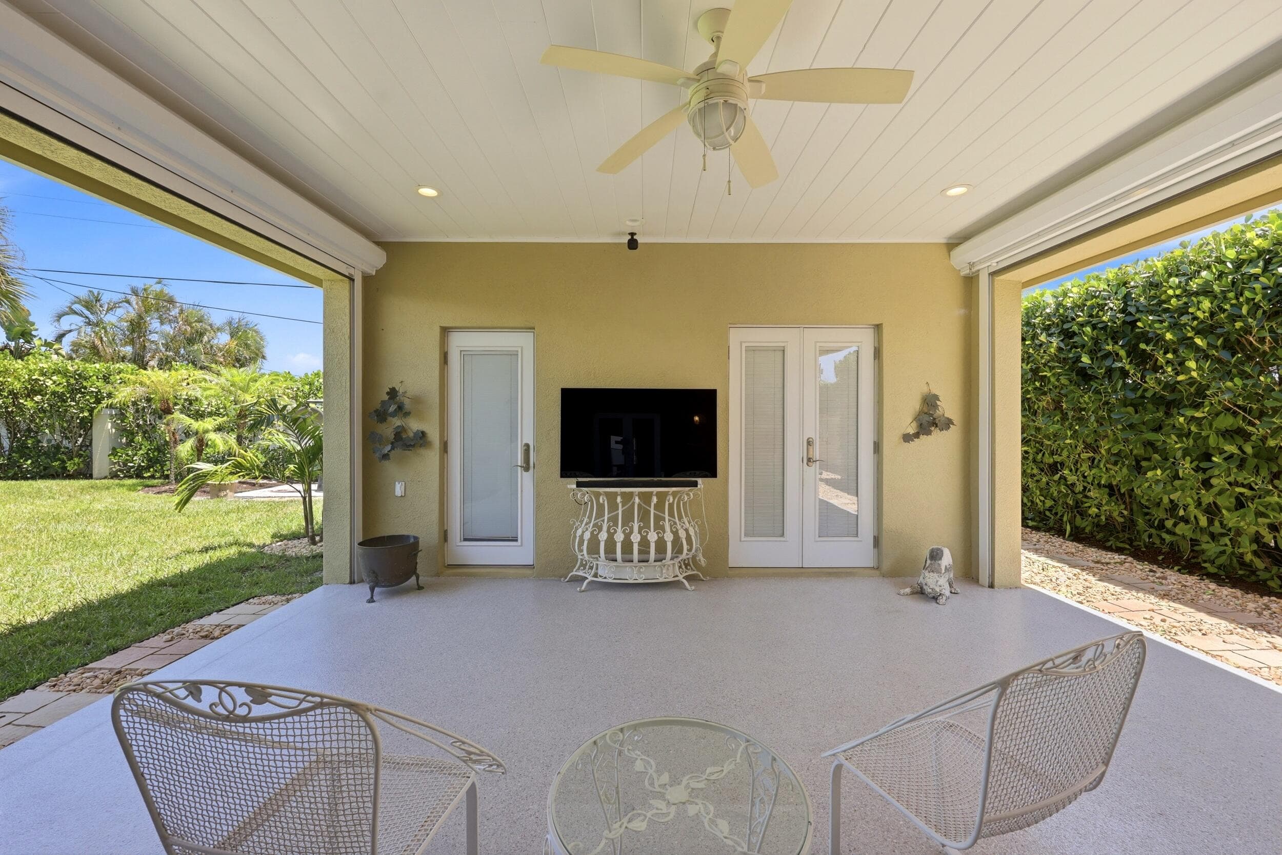 504 Bay Road, North Palm Beach, FL 33408 — photo 17 of 24