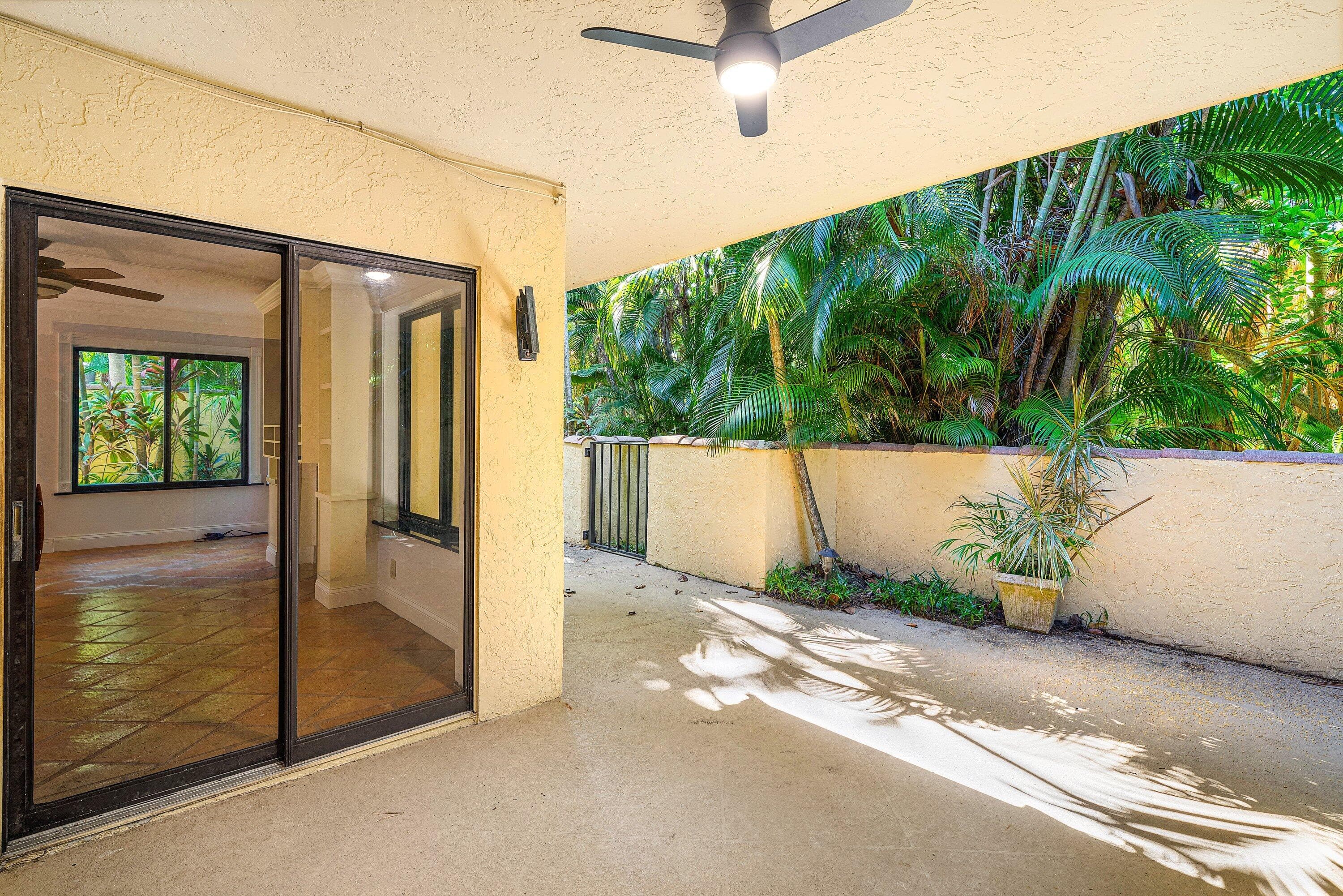16 Via Lago, Boynton Beach, FL 33435 — photo 32 of 46