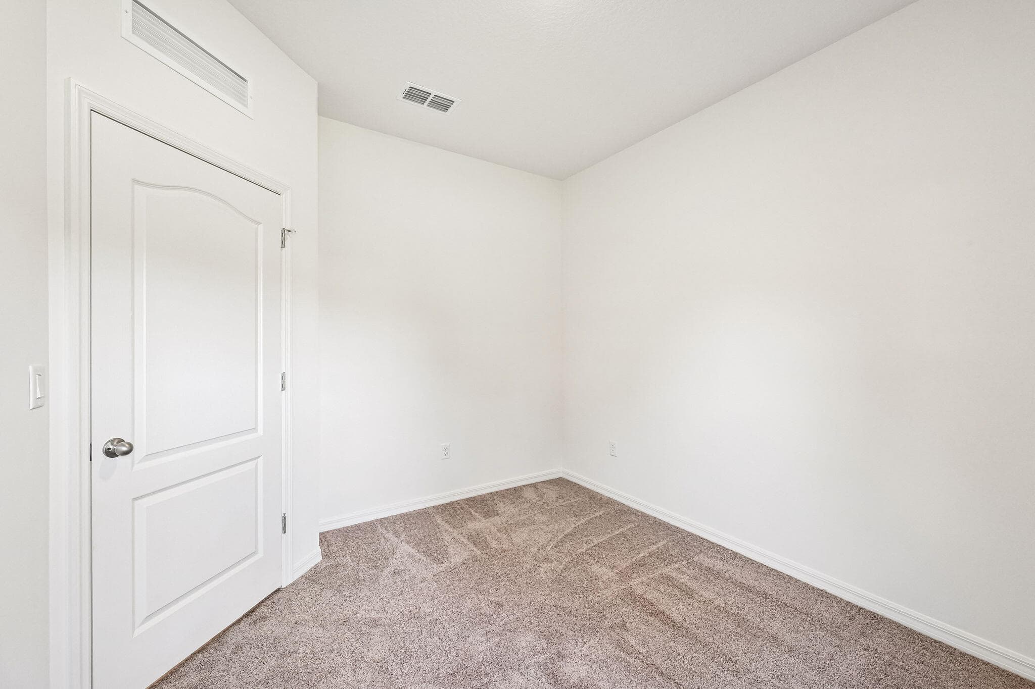 5019 Sunset Boulevard, Fort Pierce, FL 34982 — photo 13 of 33