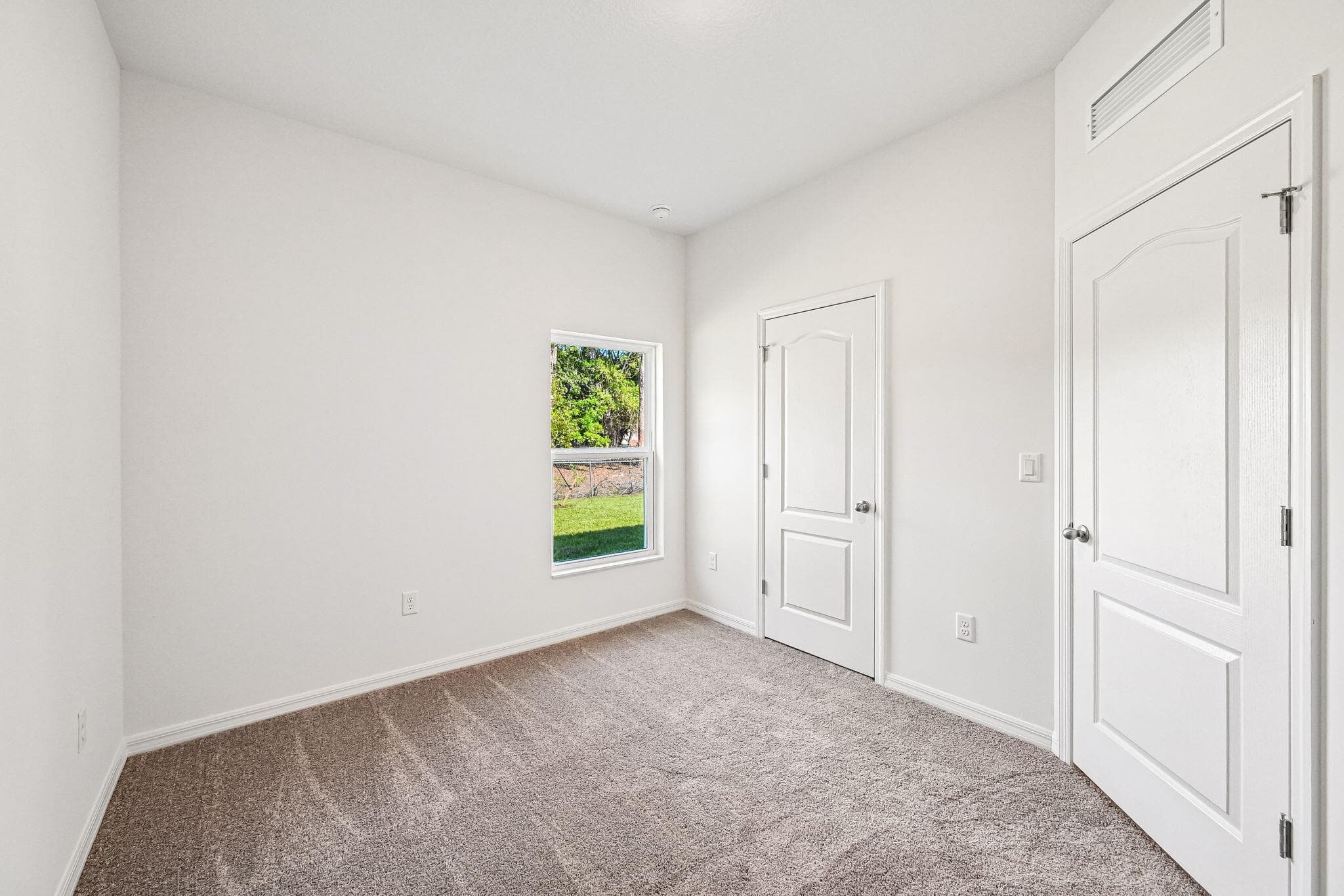 5019 Sunset Boulevard, Fort Pierce, FL 34982 — photo 14 of 33