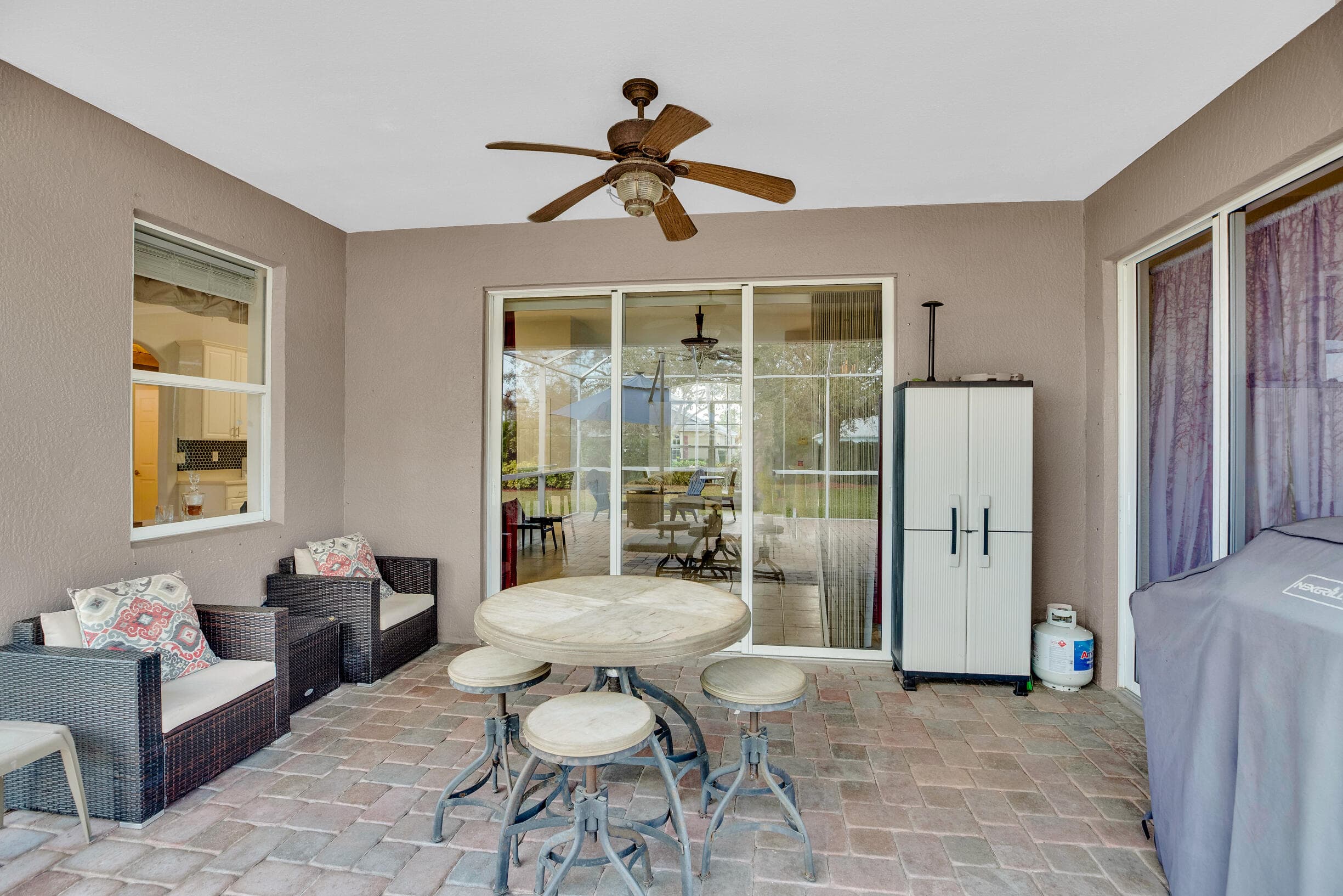 240 SW Champagne Ct Court SW, Vero Beach, FL 32968 — photo 18 of 31