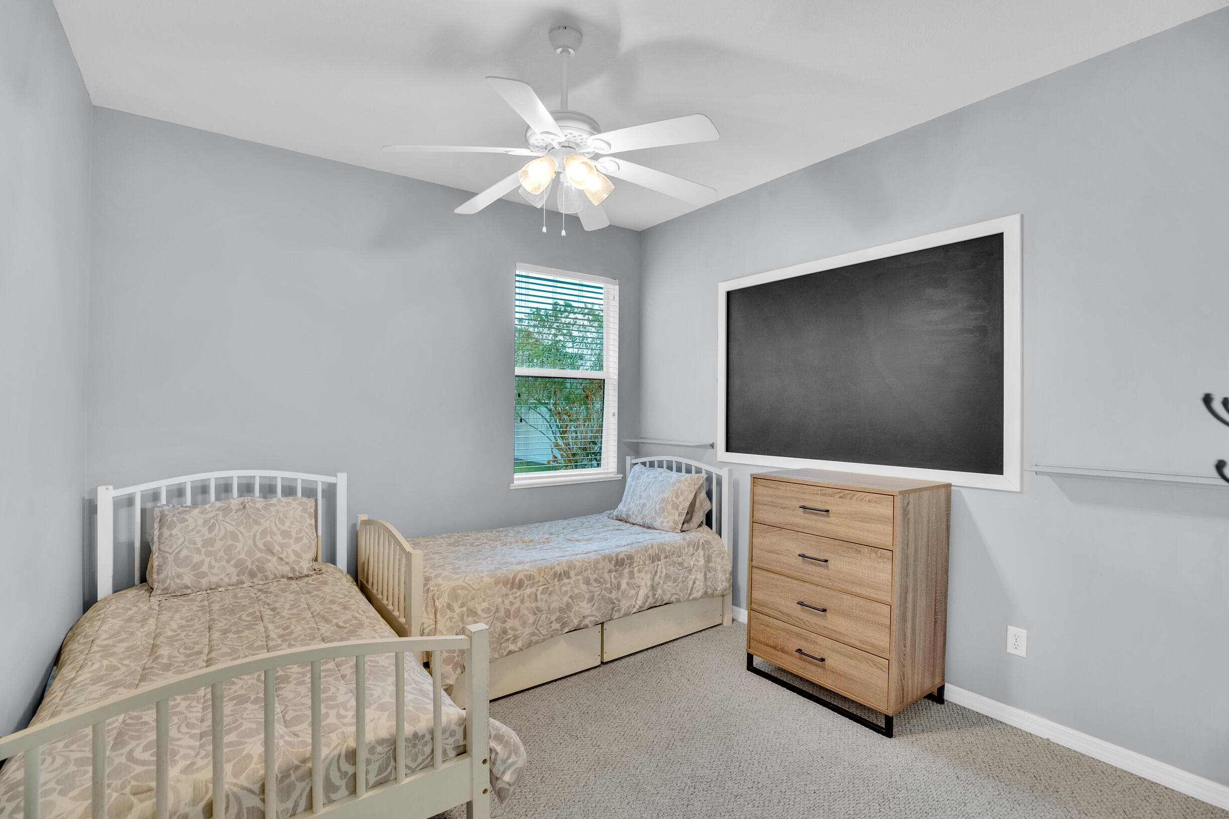 240 SW Champagne Ct Court SW, Vero Beach, FL 32968 — photo 25 of 31