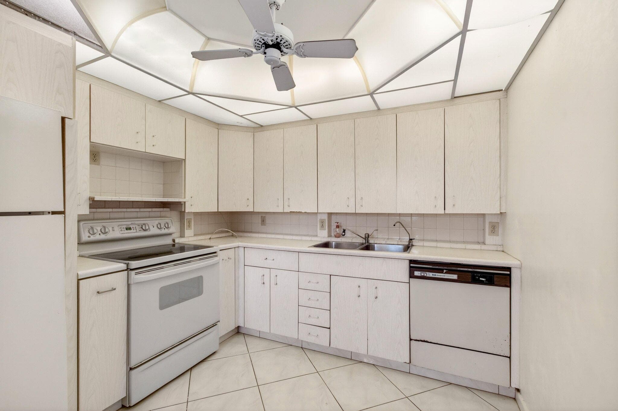 3044 Lincoln, Boca Raton, FL 33434 — photo 22 of 100