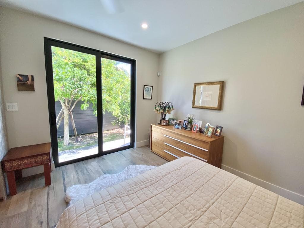 348 Balboa Street, Hollywood, FL 33019 — photo 17 of 75