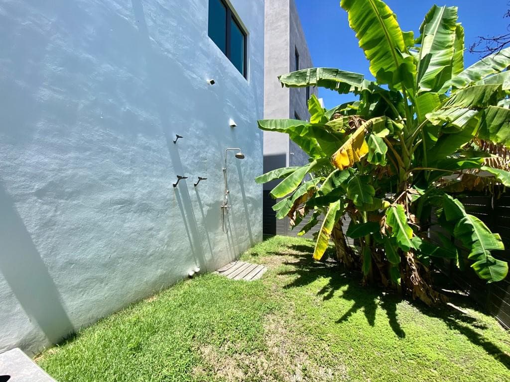 348 Balboa Street, Hollywood, FL 33019 — photo 22 of 75