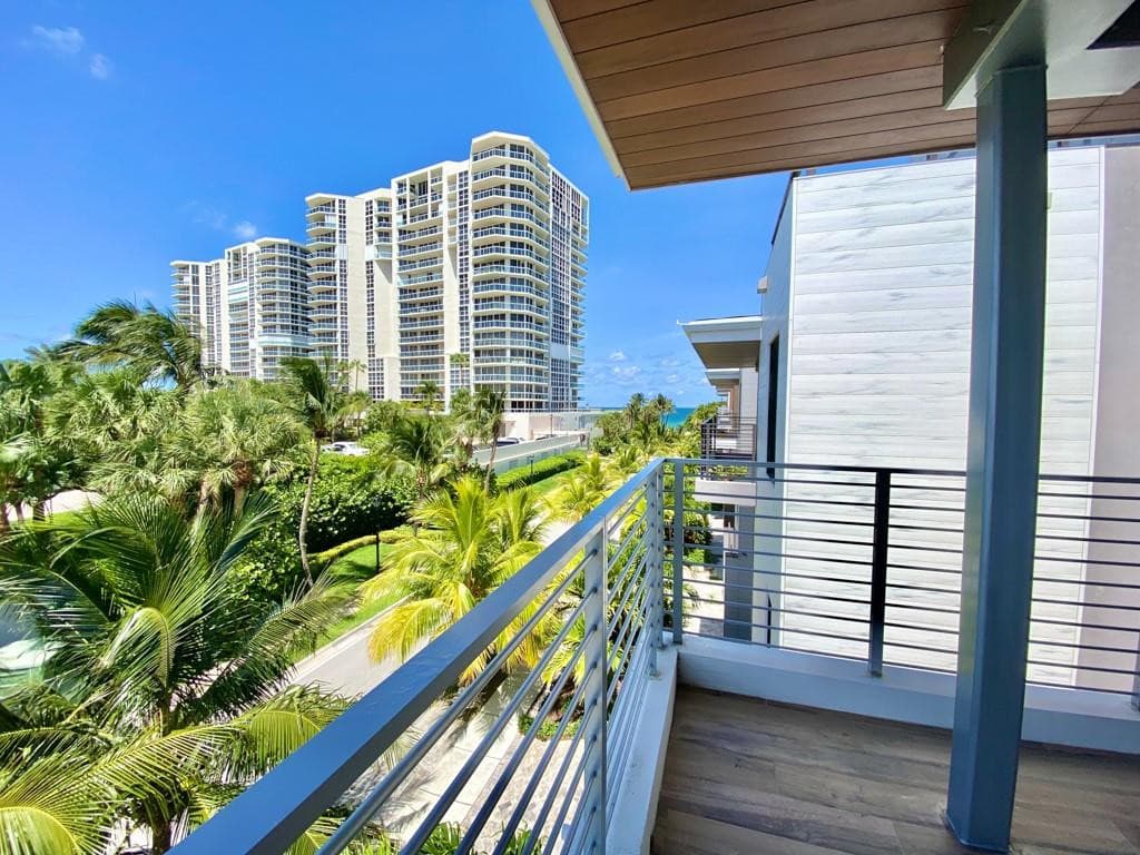 348 Balboa Street, Hollywood, FL 33019 — photo 47 of 75
