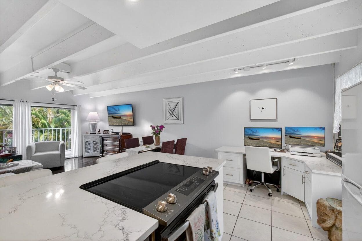 4001 S Ocean Boulevard 218, South Palm Beach, FL 33480 — photo 1 of 27