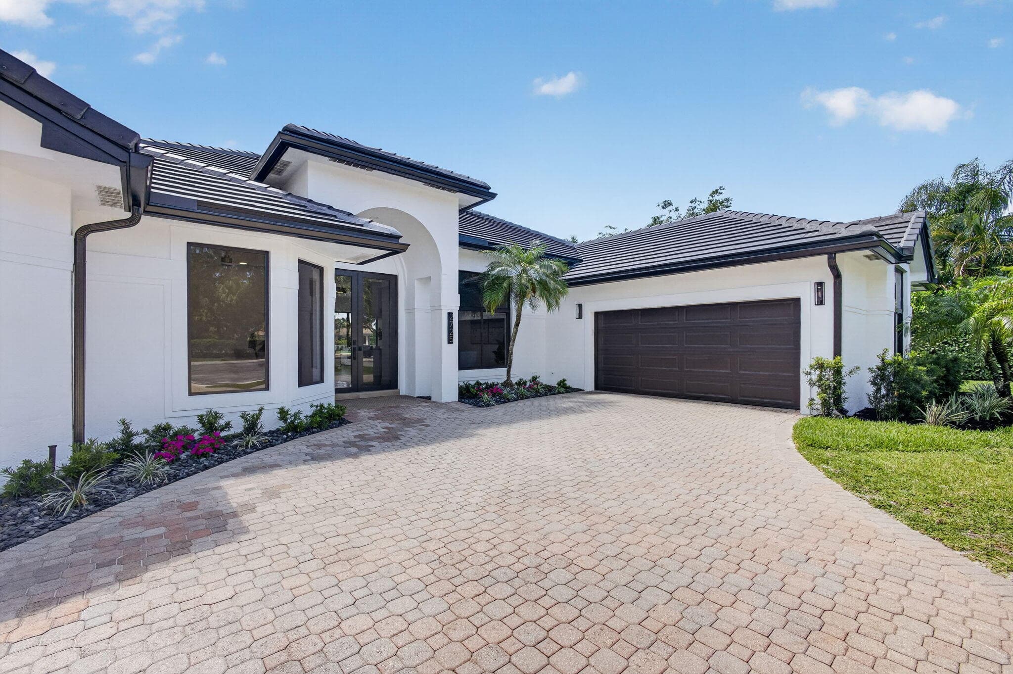 2725 Seneca Circle, West Palm Beach, FL 33409 — photo 5 of 108