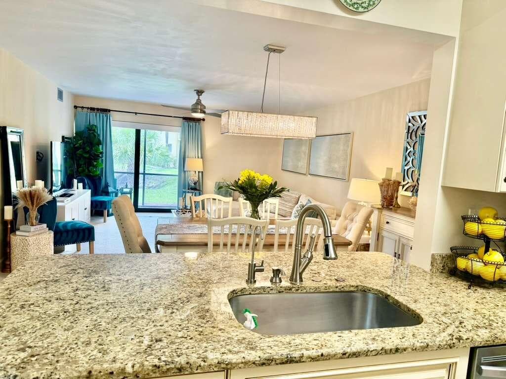 912 SW 9th Street Circle 105, Boca Raton, FL 33486 — photo 5 of 19