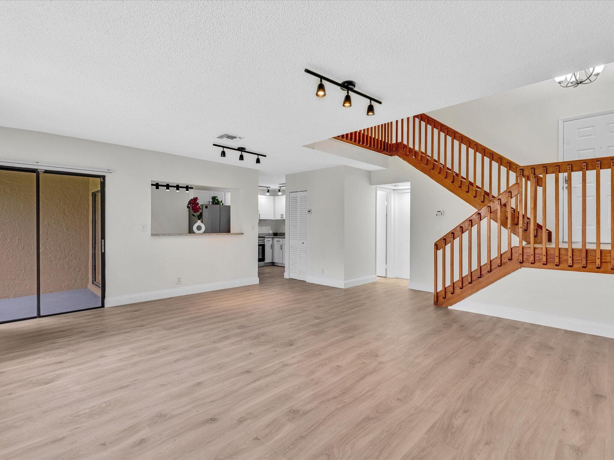 9001 W Sunrise Boulevard, Plantation, FL 33322 — photo 5 of 31