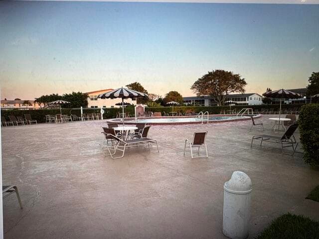145 Northampton H, West Palm Beach, FL 33417 — photo 15 of 17