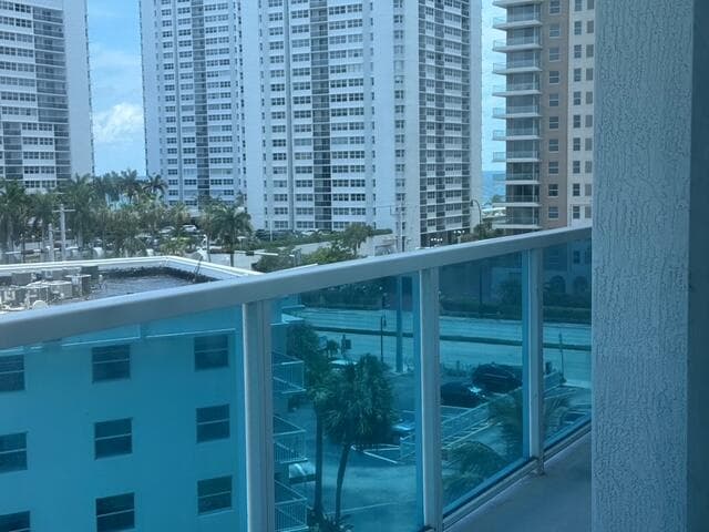 1945 S Ocean Drive 509, Hallandale Beach, FL 33009 — photo 17 of 31