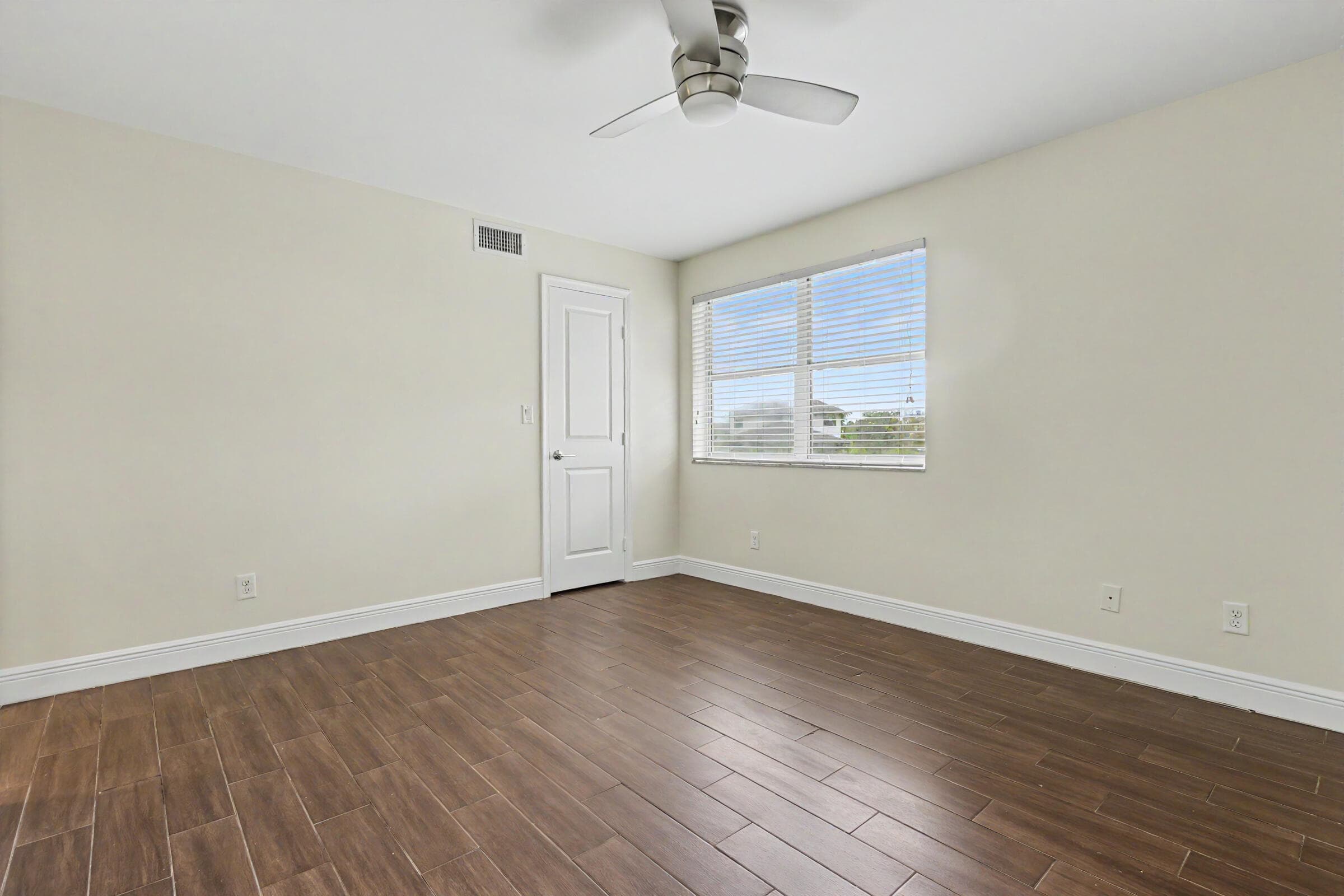 1250 SW 113th Terrace 204, Pembroke Pines, FL 33025 — photo 32 of 41