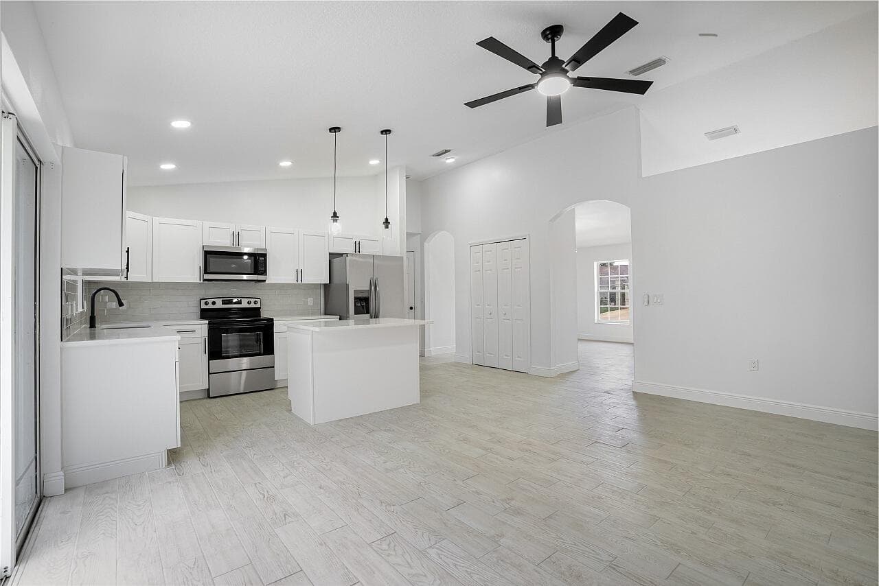 673 Cavern Terrace, Sebastian, FL 32958 — photo 8 of 39