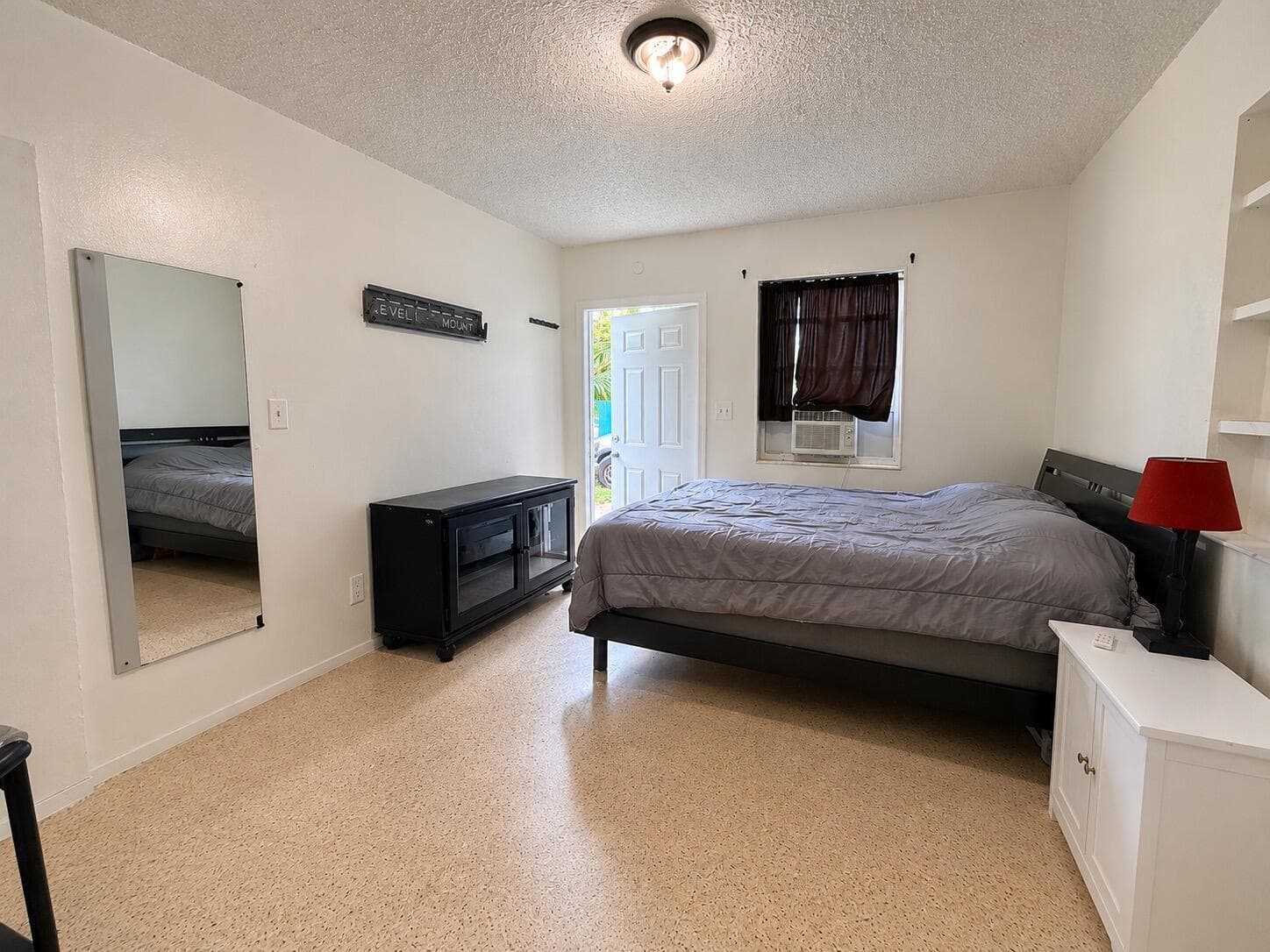 1822 Cleveland Street 1rear, Hollywood, FL 33020 — photo 2 of 5