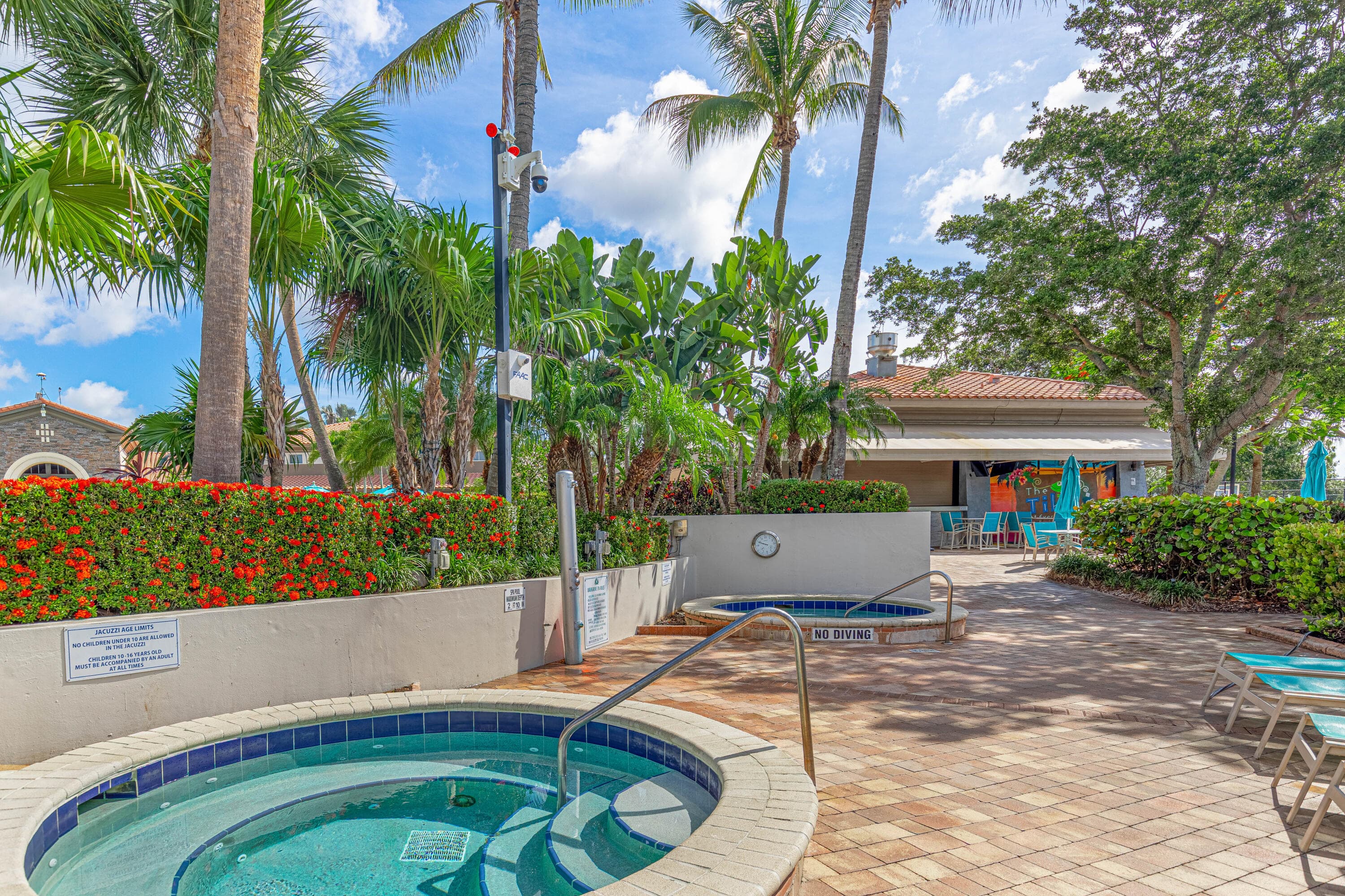 946 Mill Creek Drive, Palm Beach Gardens, FL 33410 — photo 17 of 65