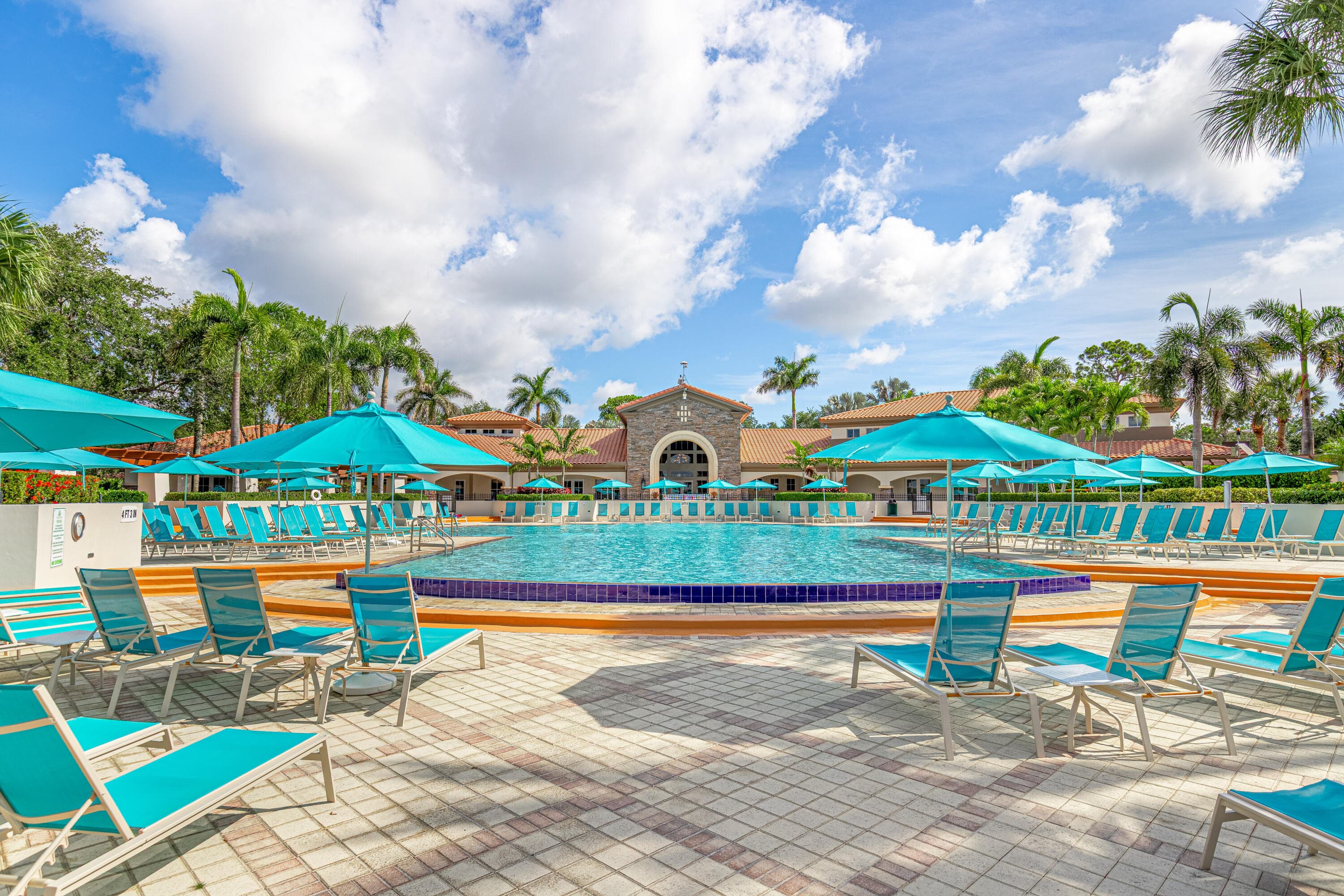 946 Mill Creek Drive, Palm Beach Gardens, FL 33410 — photo 10 of 65